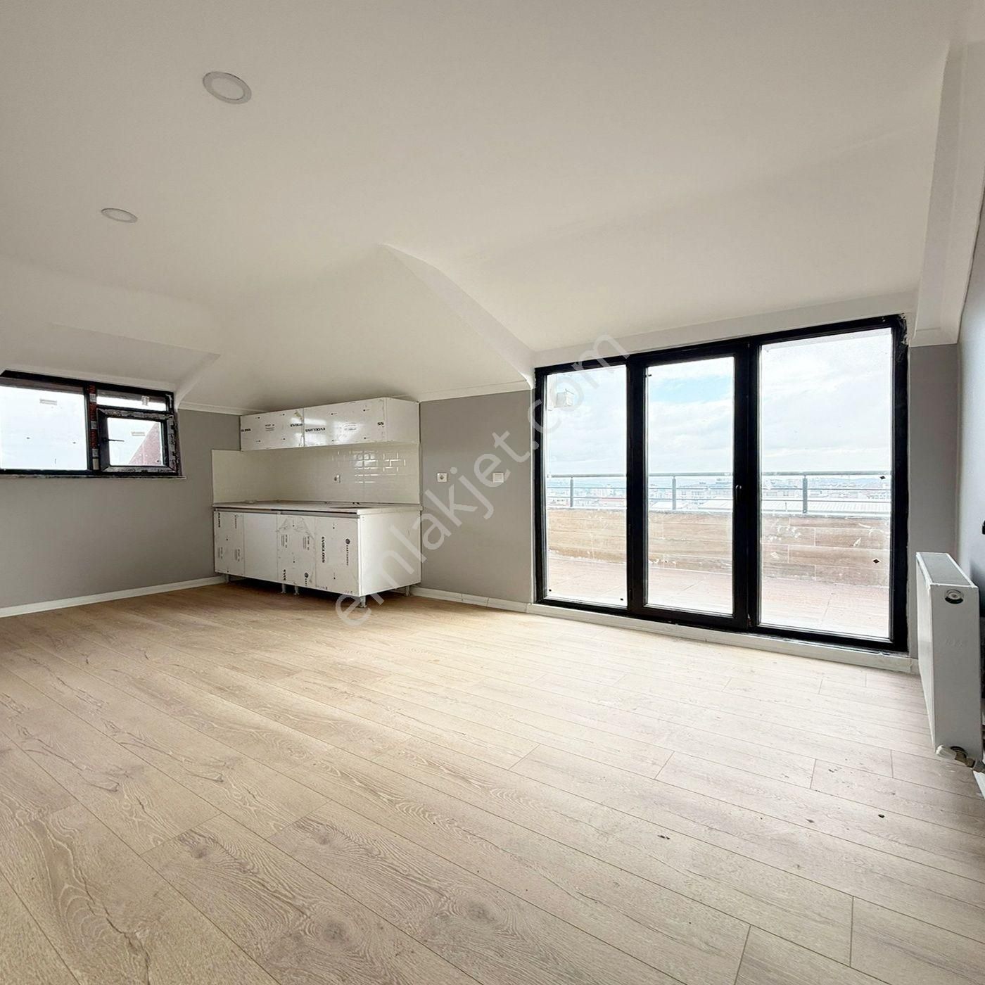 Pusula Yapı'dan Çift Banyolu , Çift Mutfaklı 4+1 Üst Dubleks!!! - Görsel 11