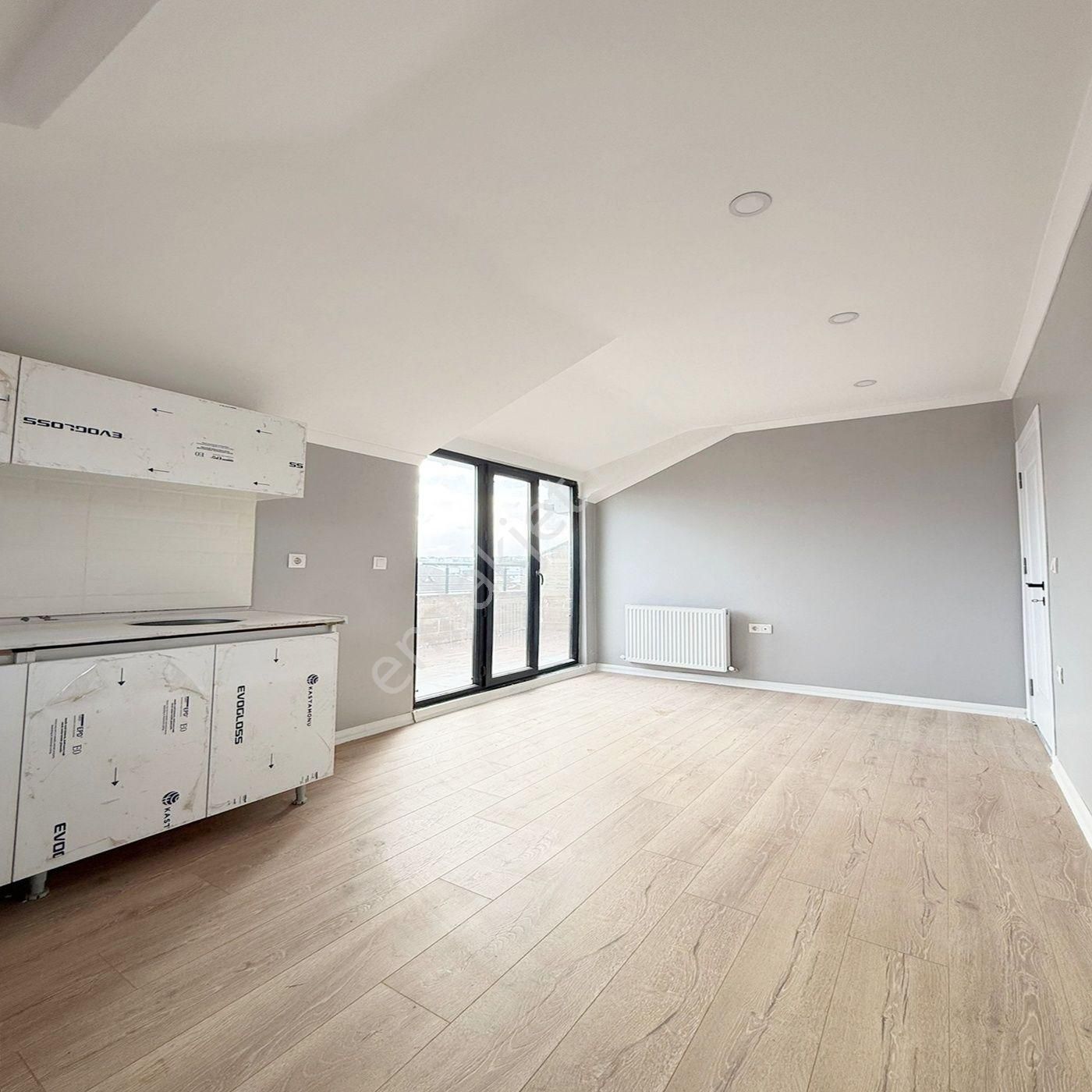 Pusula Yapı'dan Çift Banyolu , Çift Mutfaklı 4+1 Üst Dubleks!!! - Görsel 7