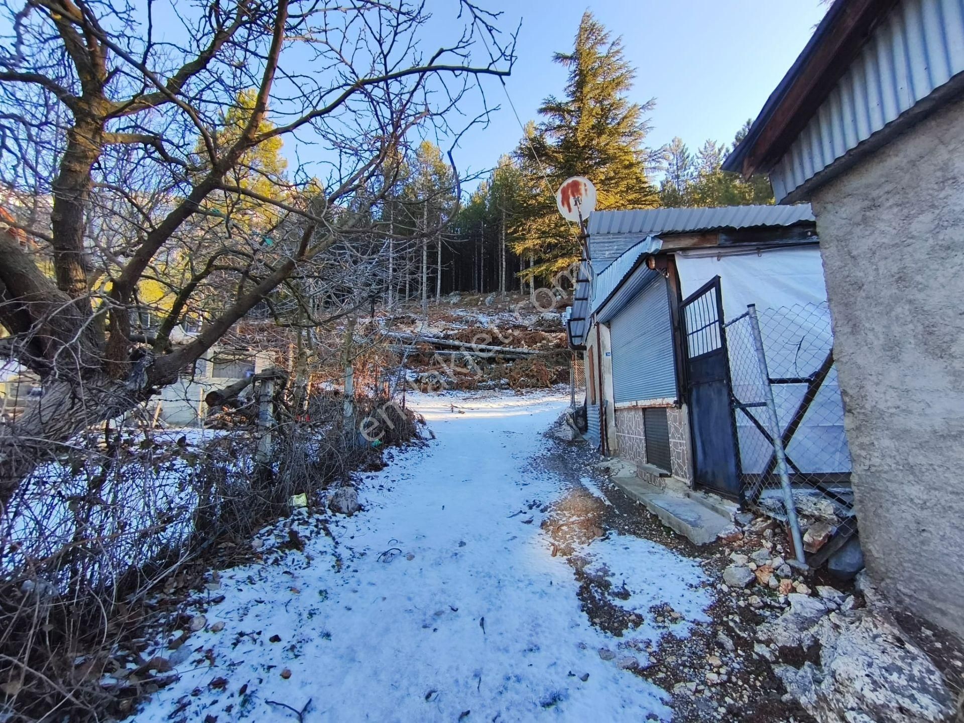 Kar Emlaktan Akçatekir Üçolukta 290 M2 Çevre Duvarı Yapılmış Satılık Arsa - Görsel 17