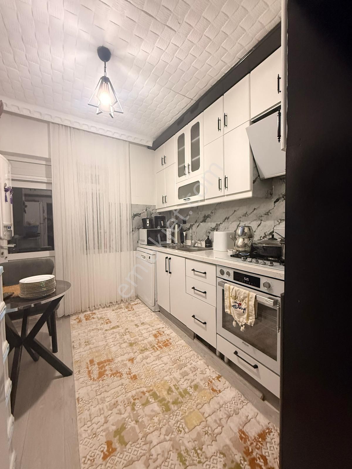 Mç Emlak'tan Akşemsettin Mahallesin'de 3+1 Acil Satılık Daire