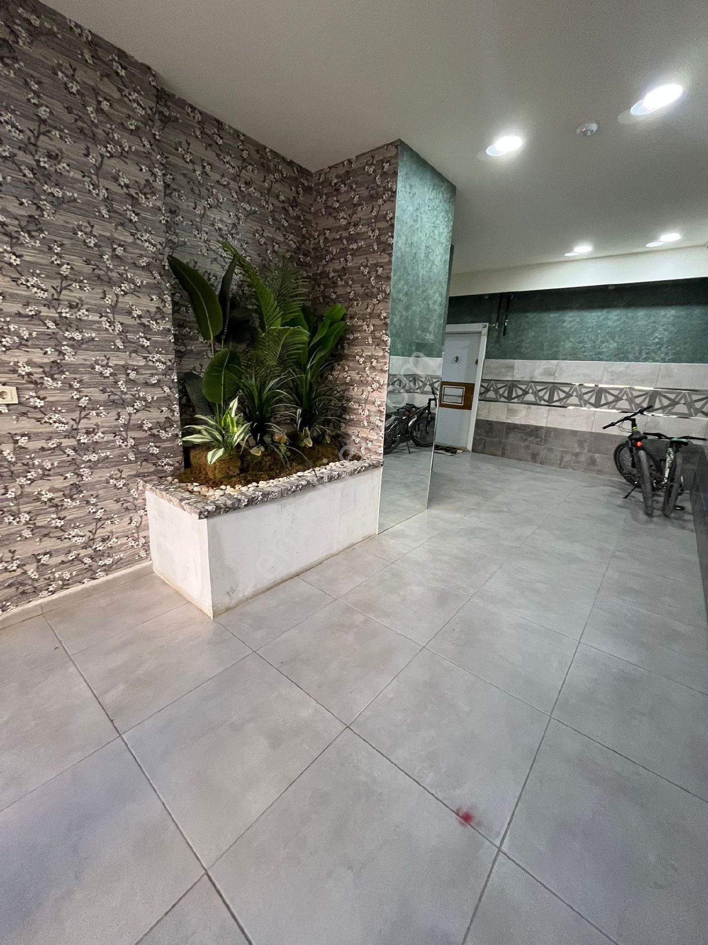 Sınırsız Kredi İmkanı İle Bulvar Üzeri 2+1 İskanlı Satılık Daire - Görsel 31