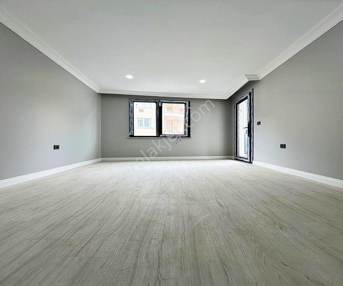 Güzel City'den Merkezi Konumda Köşe Başı+balkonlu+ön Cephe 2+1! - Görsel 6