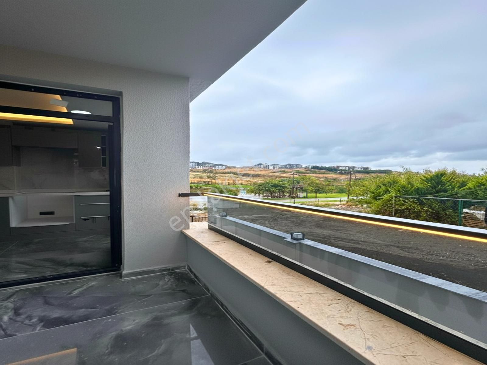 Güzel City'den Yaşam Vadi Cepheli+çift Balkonlu Kısa Katlı 2+1 - Görsel 8