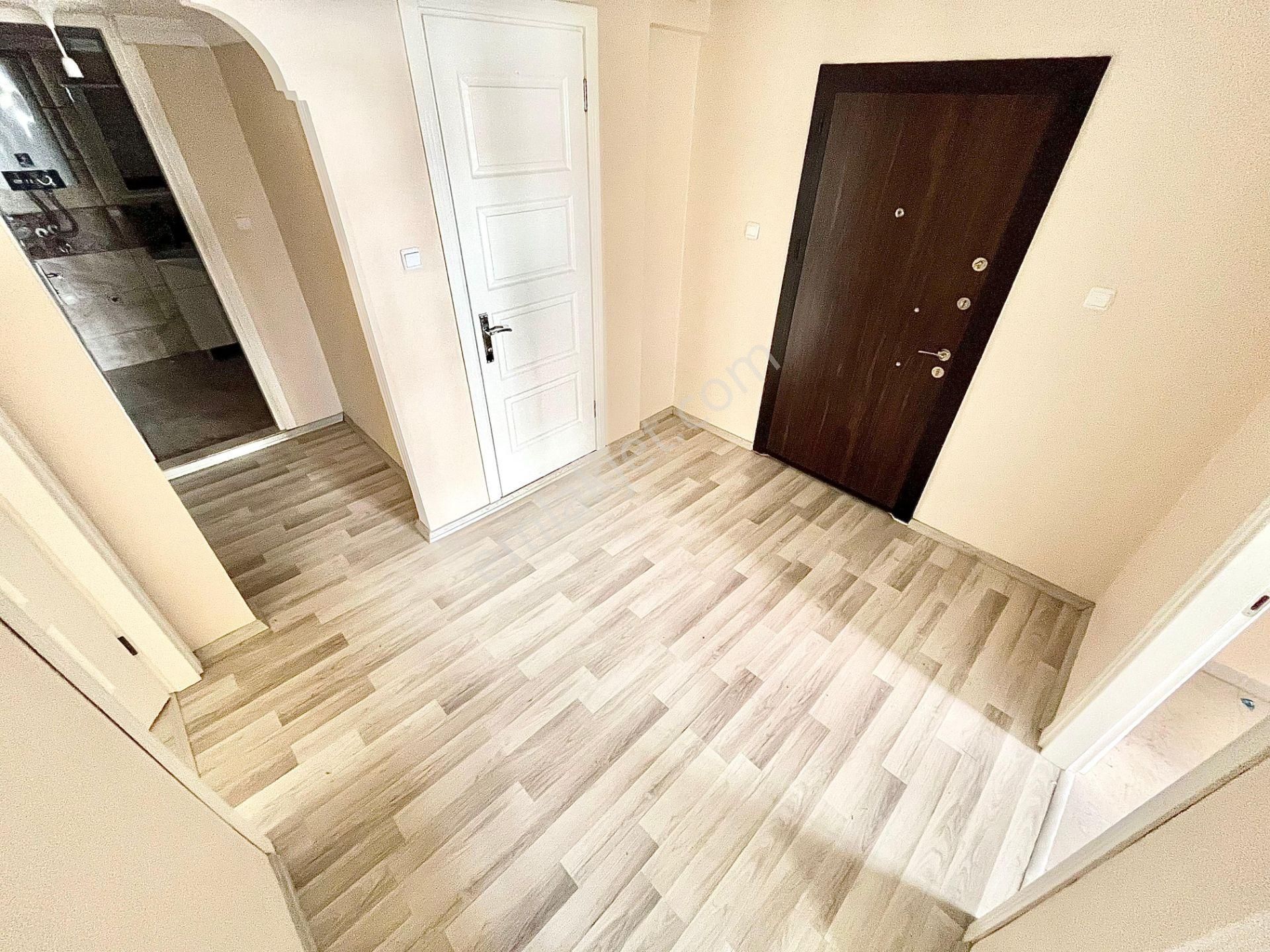 Yüksel'den Akçay'da Satılık Denize Yürüme Mesafesinde Ön Cephe 2+1 Daire - Görsel 23