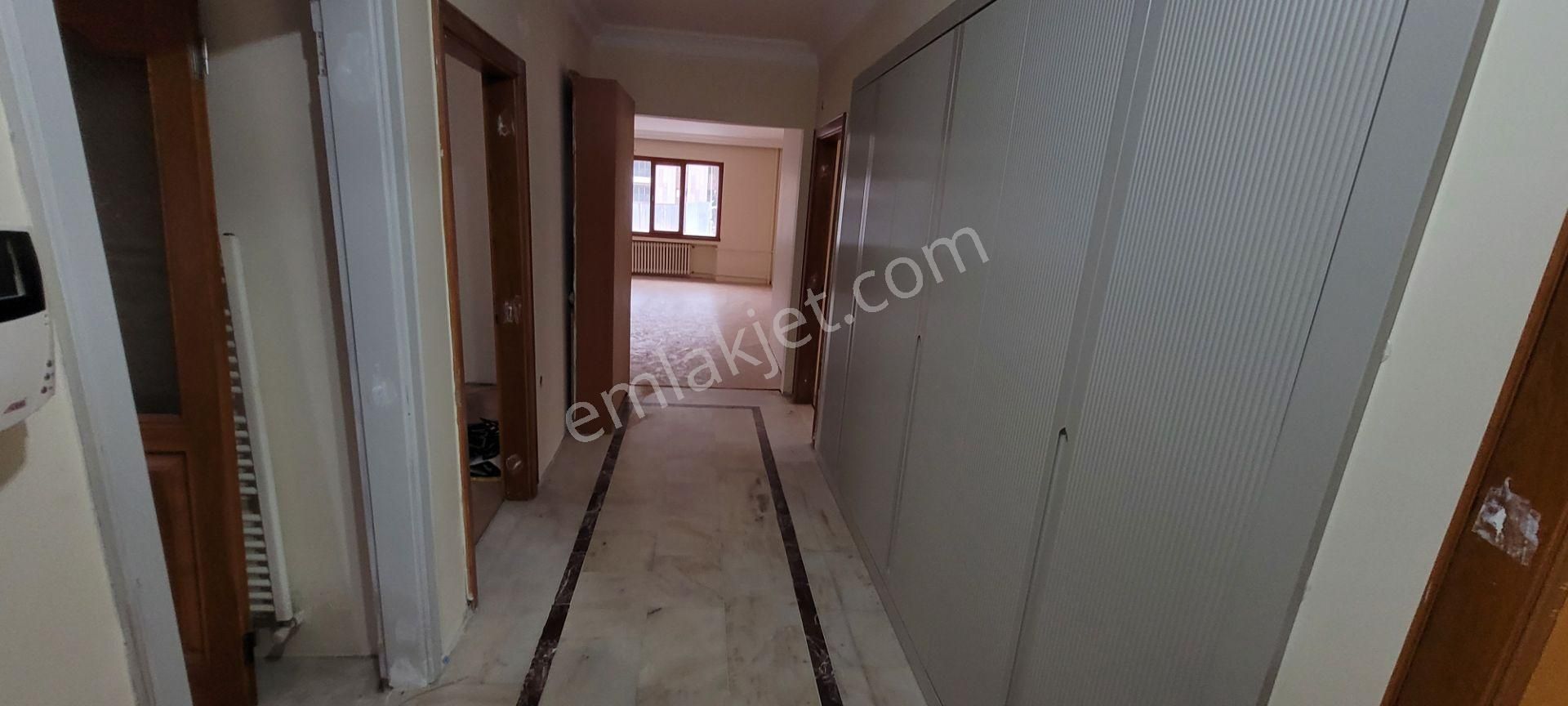 Göstepe Bağdat Caddesine Yürüme Mesafesinde 4+1 Net140m2 - Görsel 15