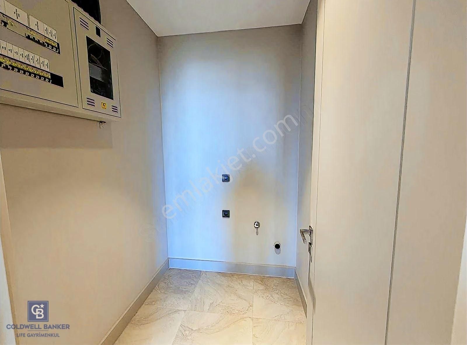 Alsancak Evora'da Kiralık Deniz Manzaralı 3+1 Kiralık Daire - Görsel 32