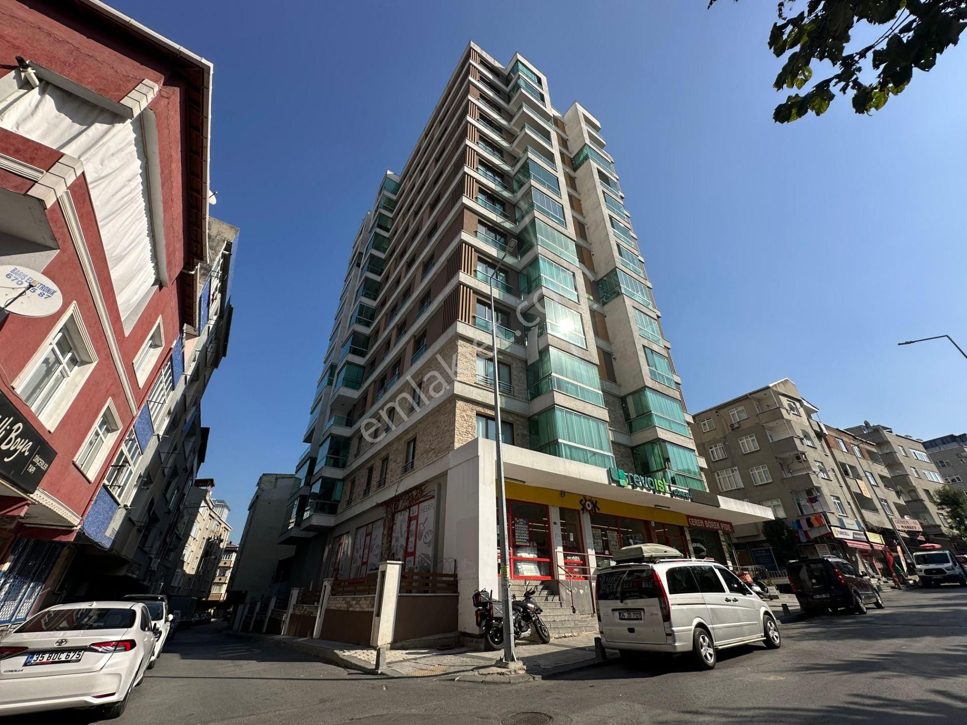 Remax'tan Revoist Güneşli Evlerinde 3+1 Havuzlu Satılık Daire