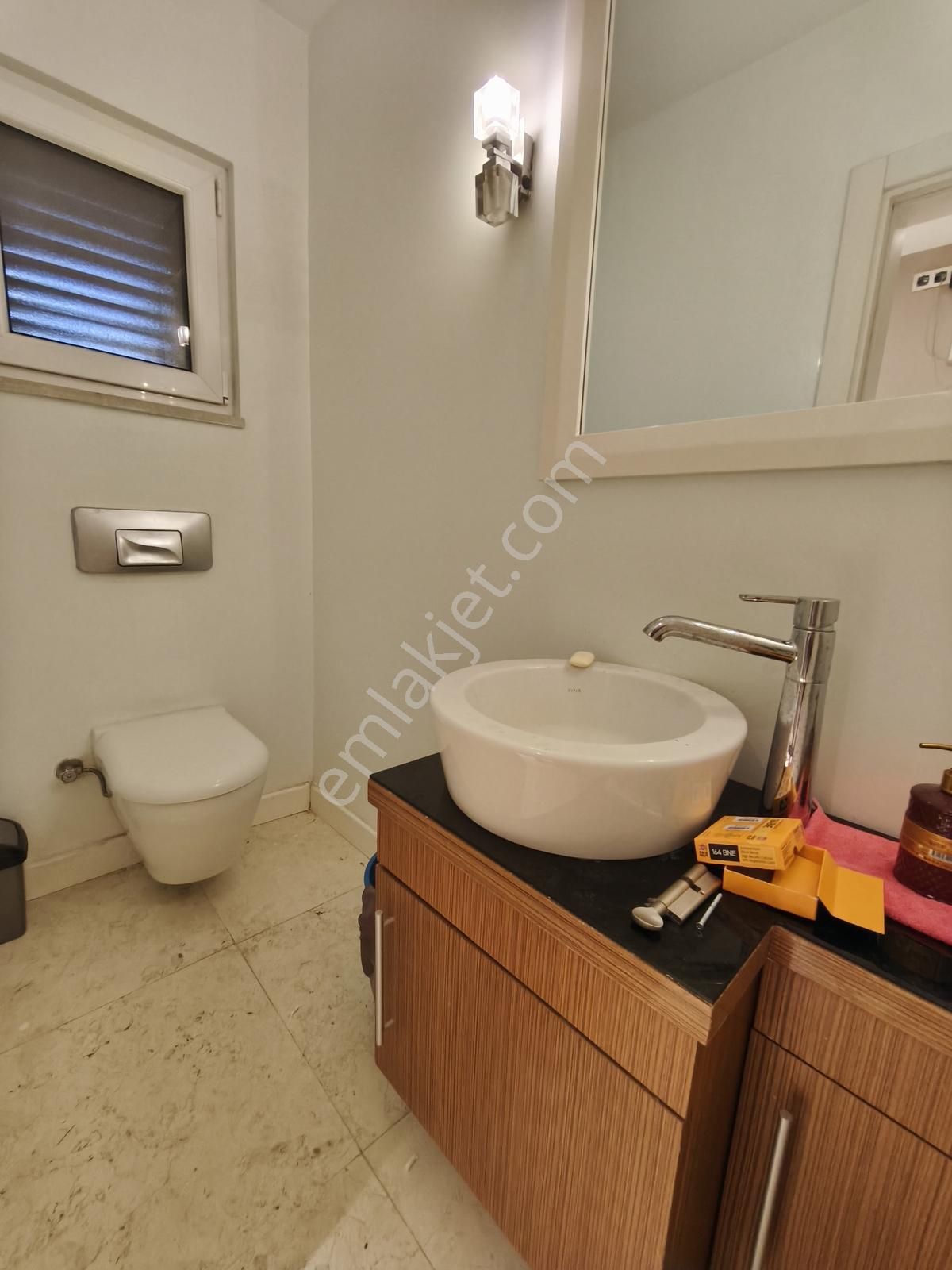 Basınköy Sitesi Mükemmel Lokasyonda 3+1 175m² Deniz Manzaralı - Görsel 8