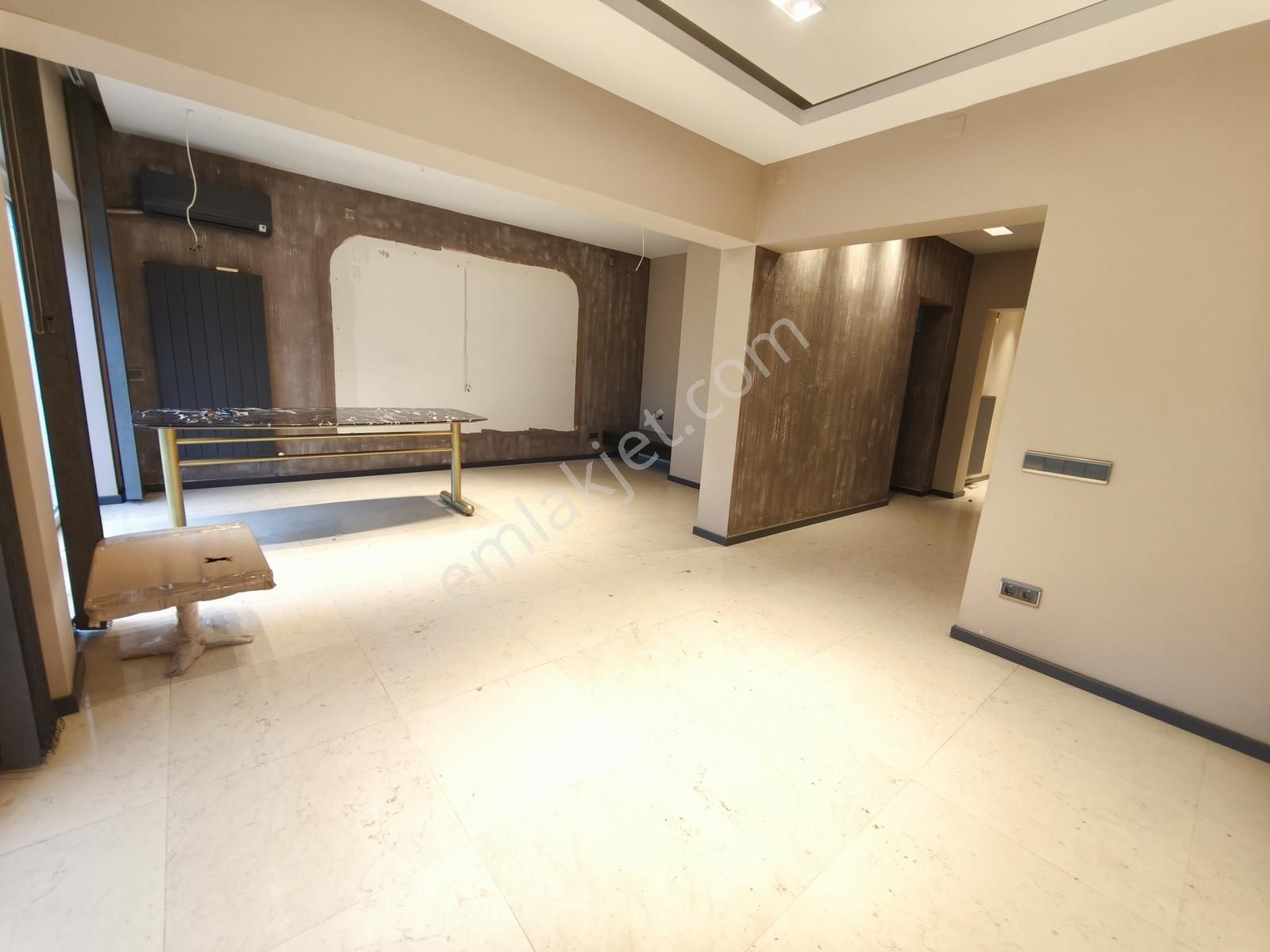 Basınköy Sitesi Mükemmel Lokasyonda 3+1 175m² Deniz Manzaralı - Görsel 12