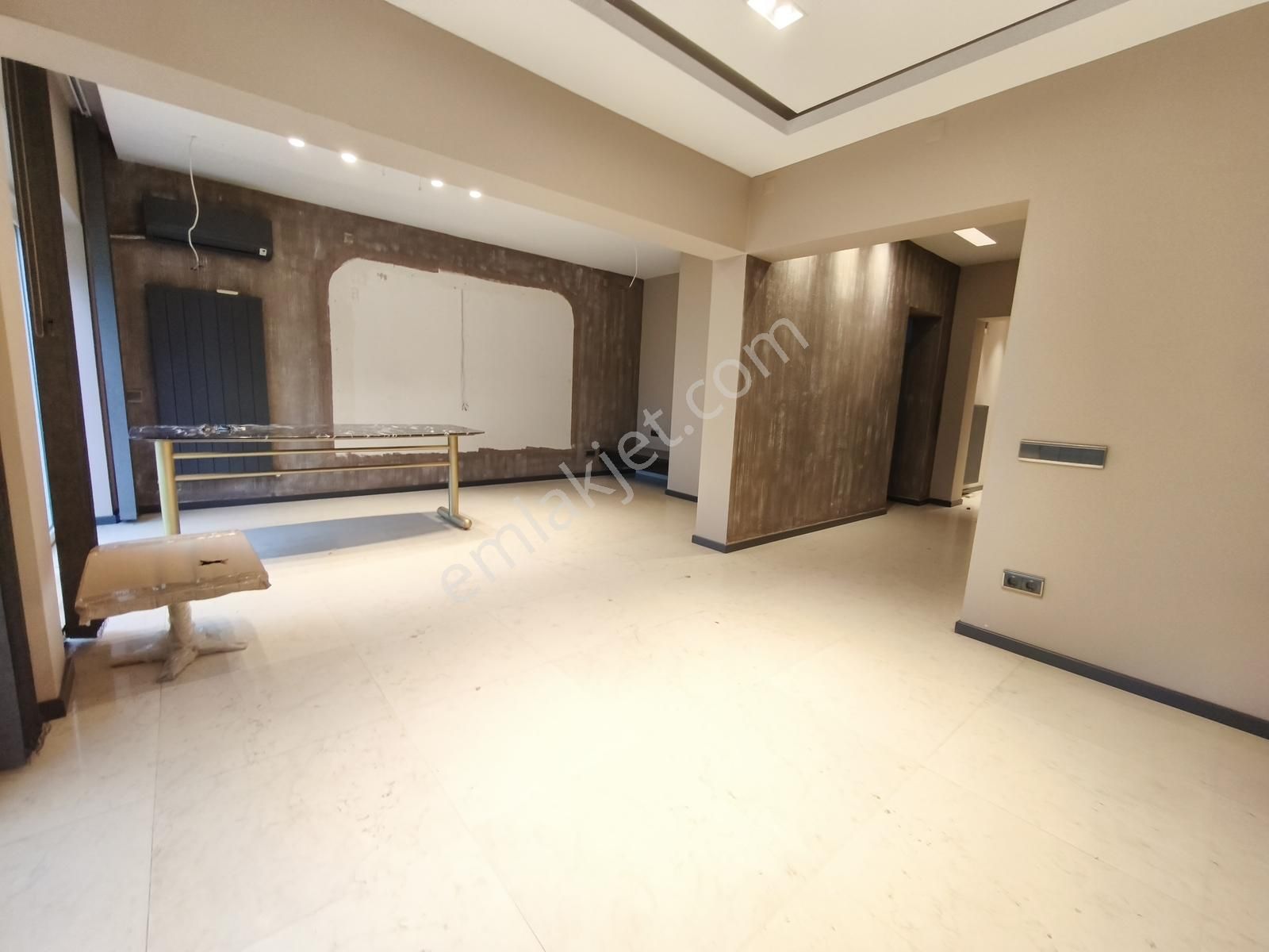 Basınköy Sitesi Mükemmel Lokasyonda 3+1 175m² Deniz Manzaralı - Görsel 11