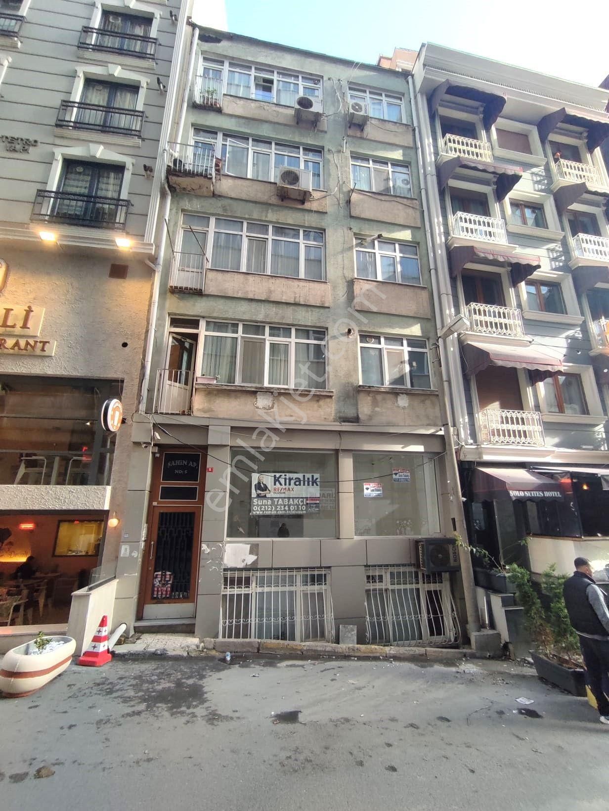 Suna Tabakçı'dan Bomonti Silahşör Caddesi Vitrinli Kiralık İş Yeri - Görsel 3