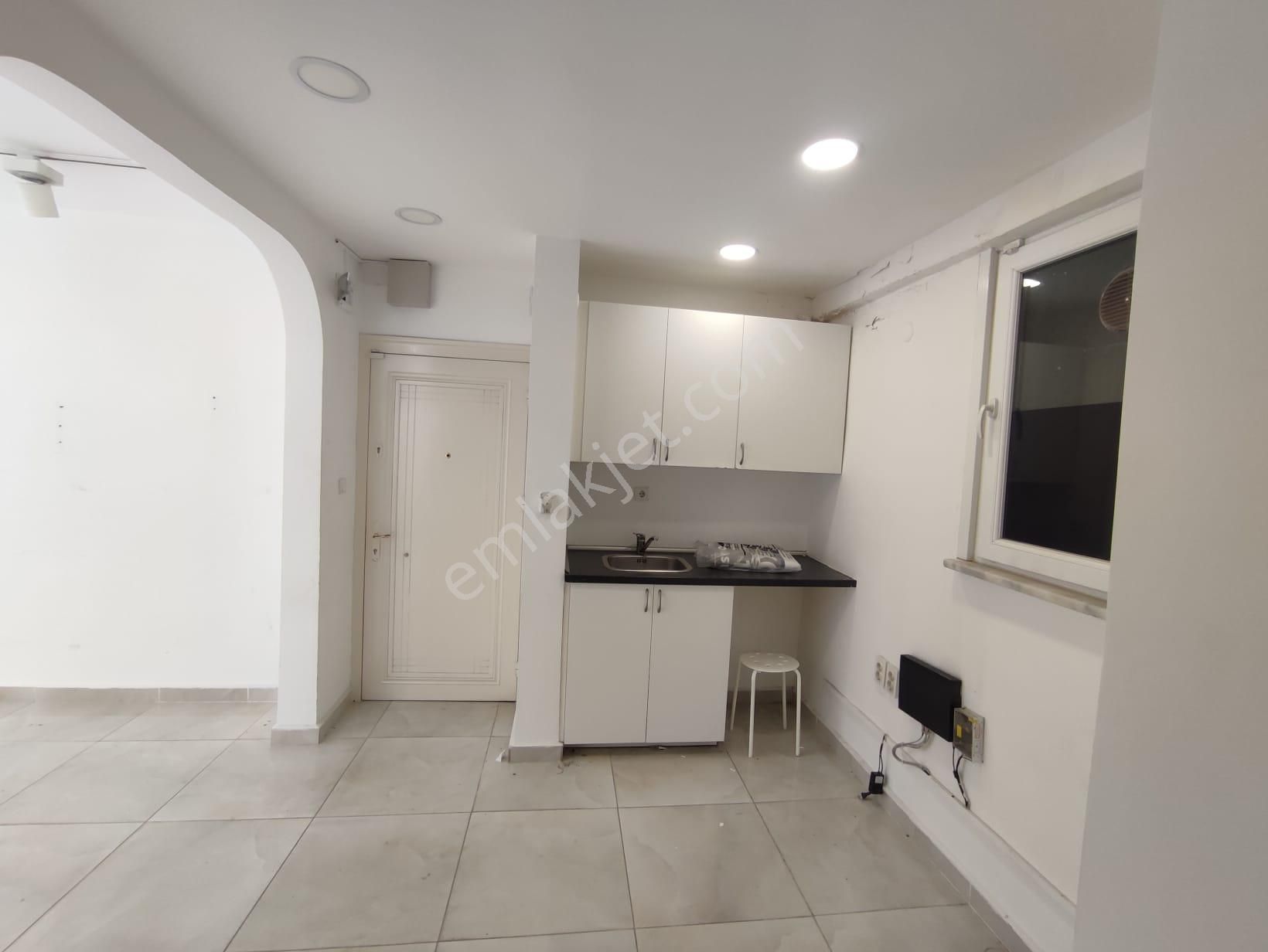 Suna Tabakçı'dan Bomonti Silahşör Caddesi Vitrinli Kiralık İş Yeri - Görsel 13