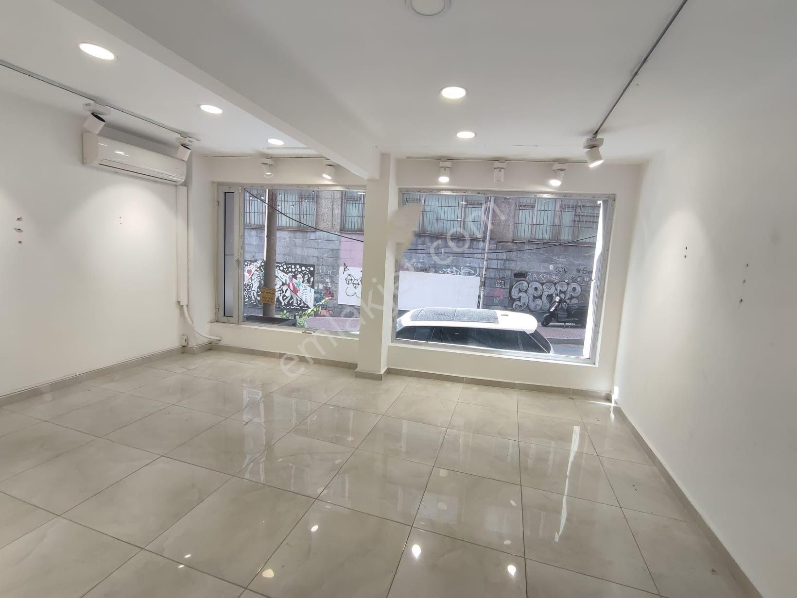 Suna Tabakçı'dan Bomonti Silahşör Caddesi Vitrinli Kiralık İş Yeri - Görsel 8