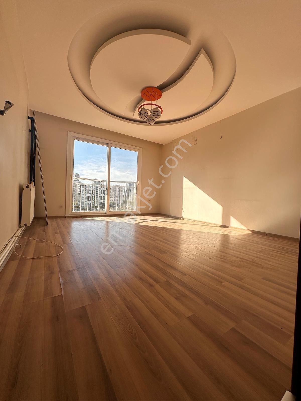 Pınar Mahallesi’nde Ultra Geniş Otrumlu, Havuzlu, Lüks 3+1 Kiralık Daire - Görsel 4