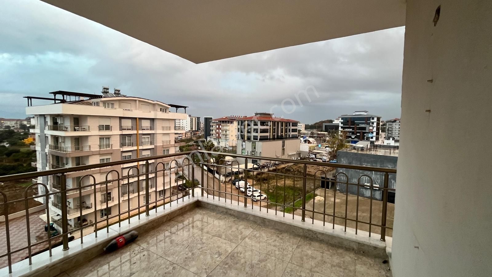 Kiralık 3+1 Daire Serik Orta Mahalle - Görsel 4