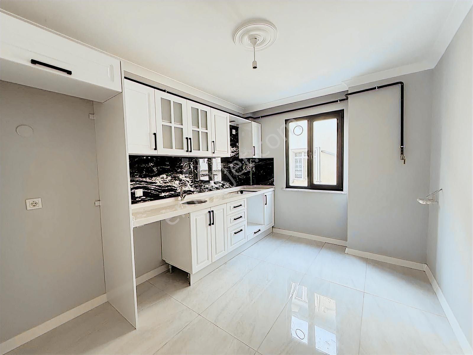 Darıca Marmaray Durağına Komşu 4+1 Asansörlü Çift Teraslı Daire - Görsel 19