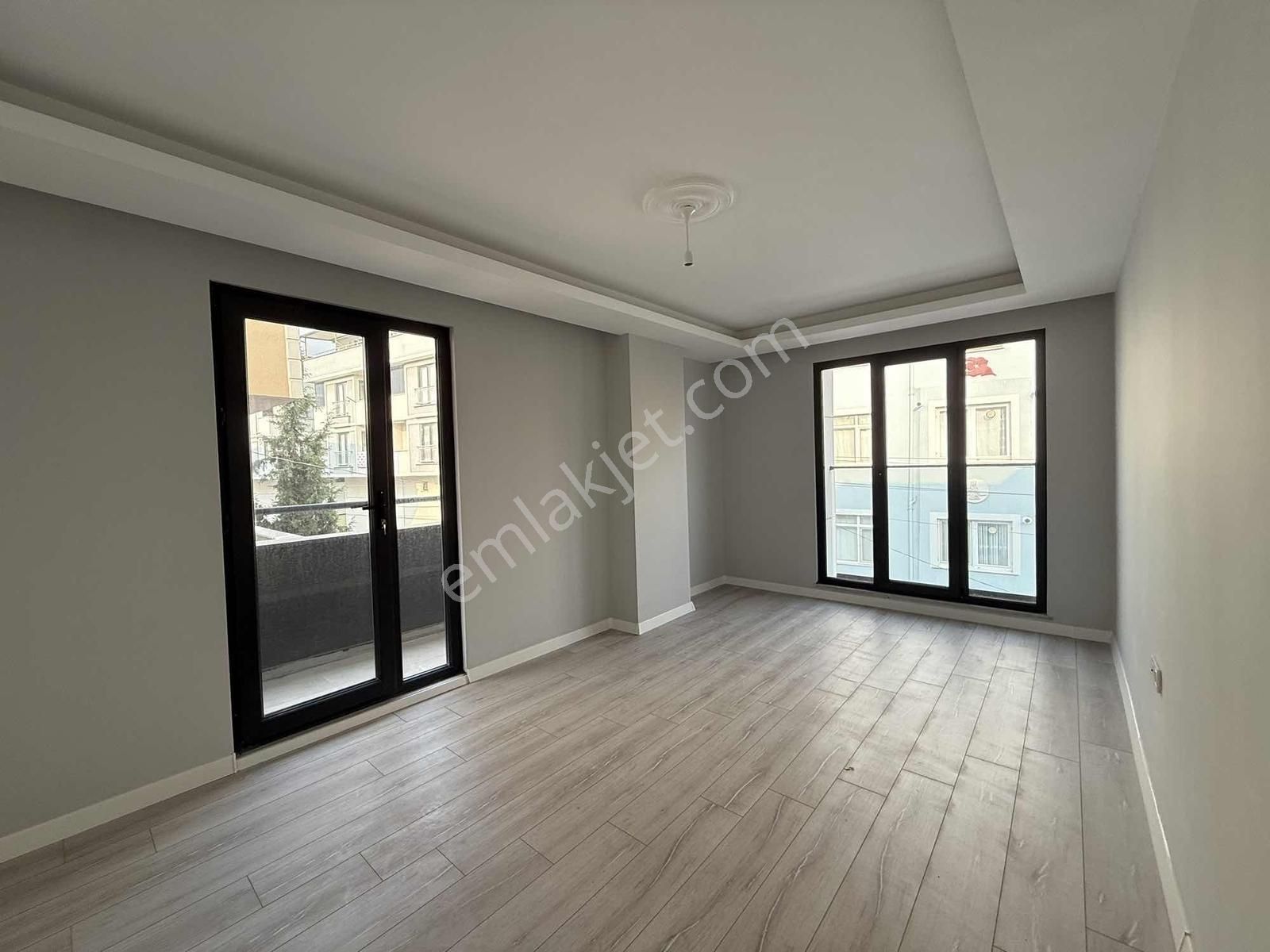 Darıca Marmaray Durağına Komşu 4+1 Asansörlü Çift Teraslı Daire - Görsel 23