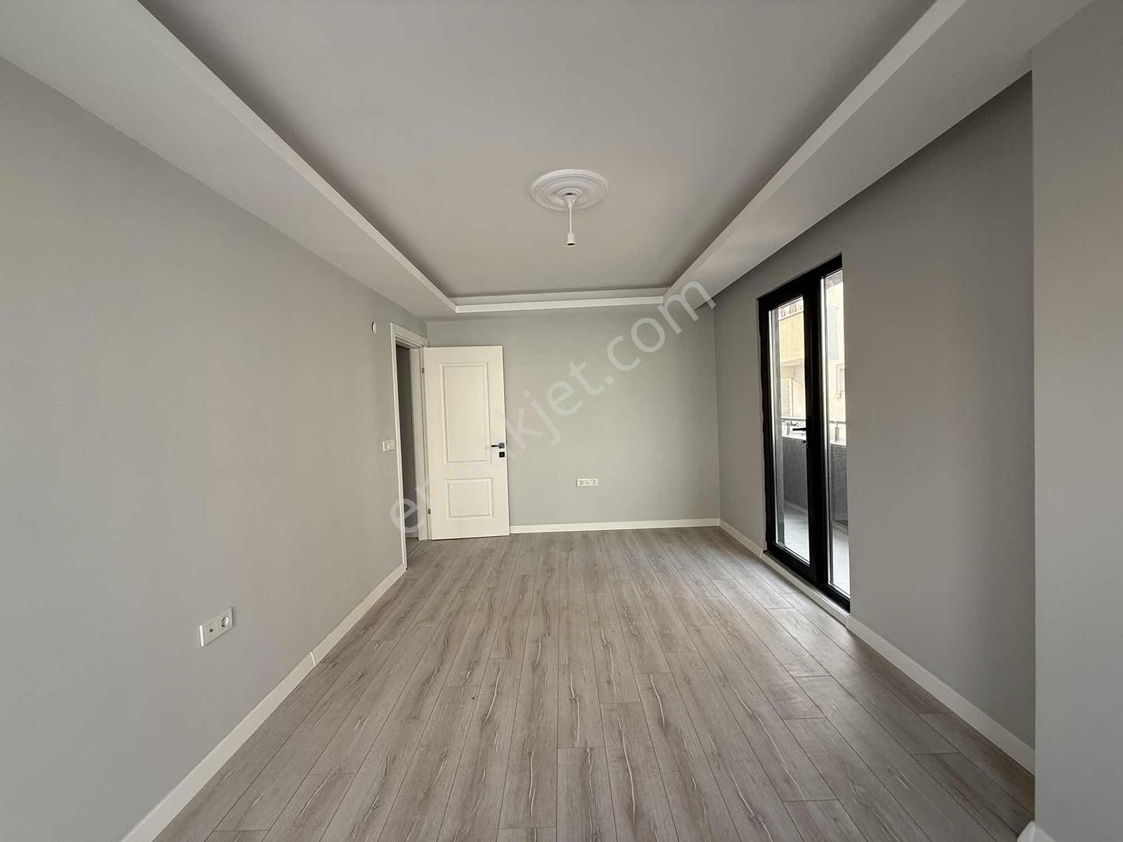 Darıca Marmaray Durağına Komşu 4+1 Asansörlü Çift Teraslı Daire - Görsel 3