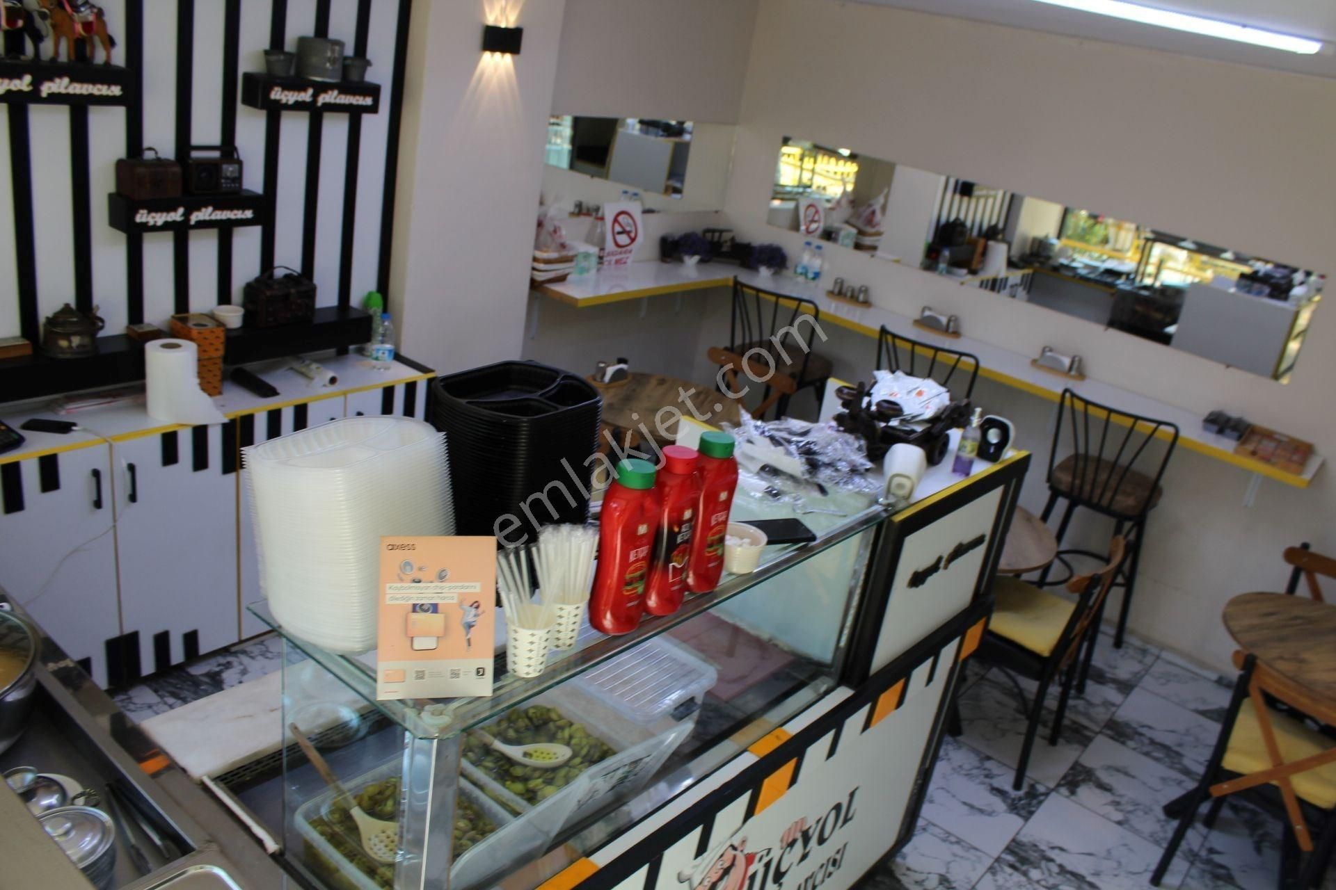 Açtığınız Gün Kazanmaya Başlayın! Üçyol’un En Bilinen Pilavcısı Devren - Görsel 11