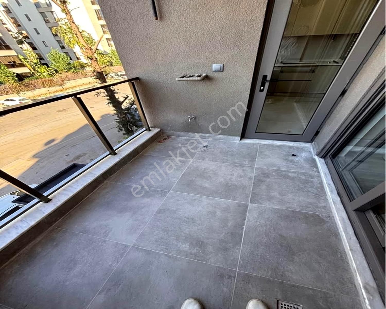 Batı Yapıdan Ebevyn Banyolu Lüks Donanımlı 1 .kat 2+1 - Görsel 8