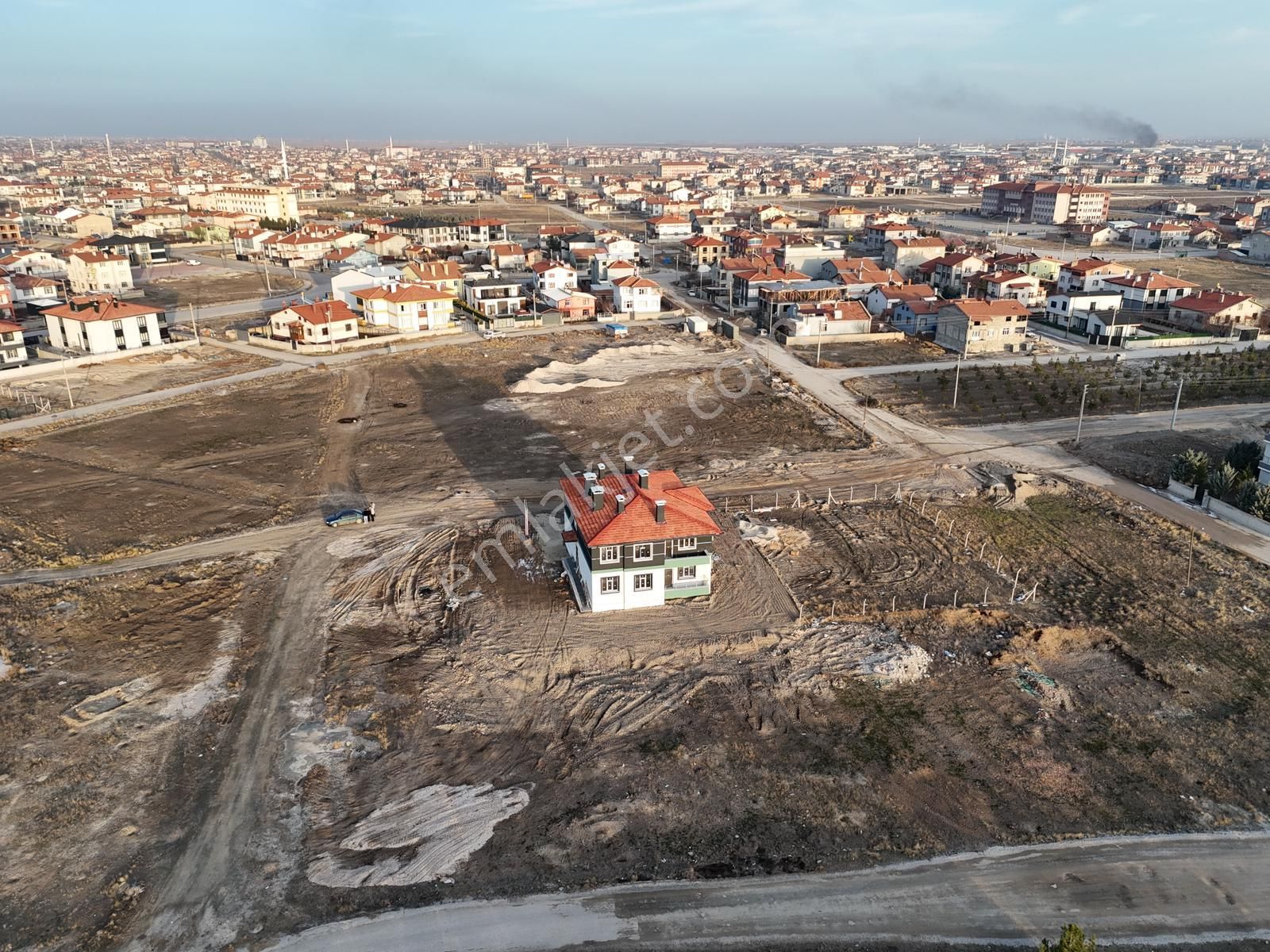 Alakova’da Çift Kat İmarlı 500 M² Fırsat Arsa