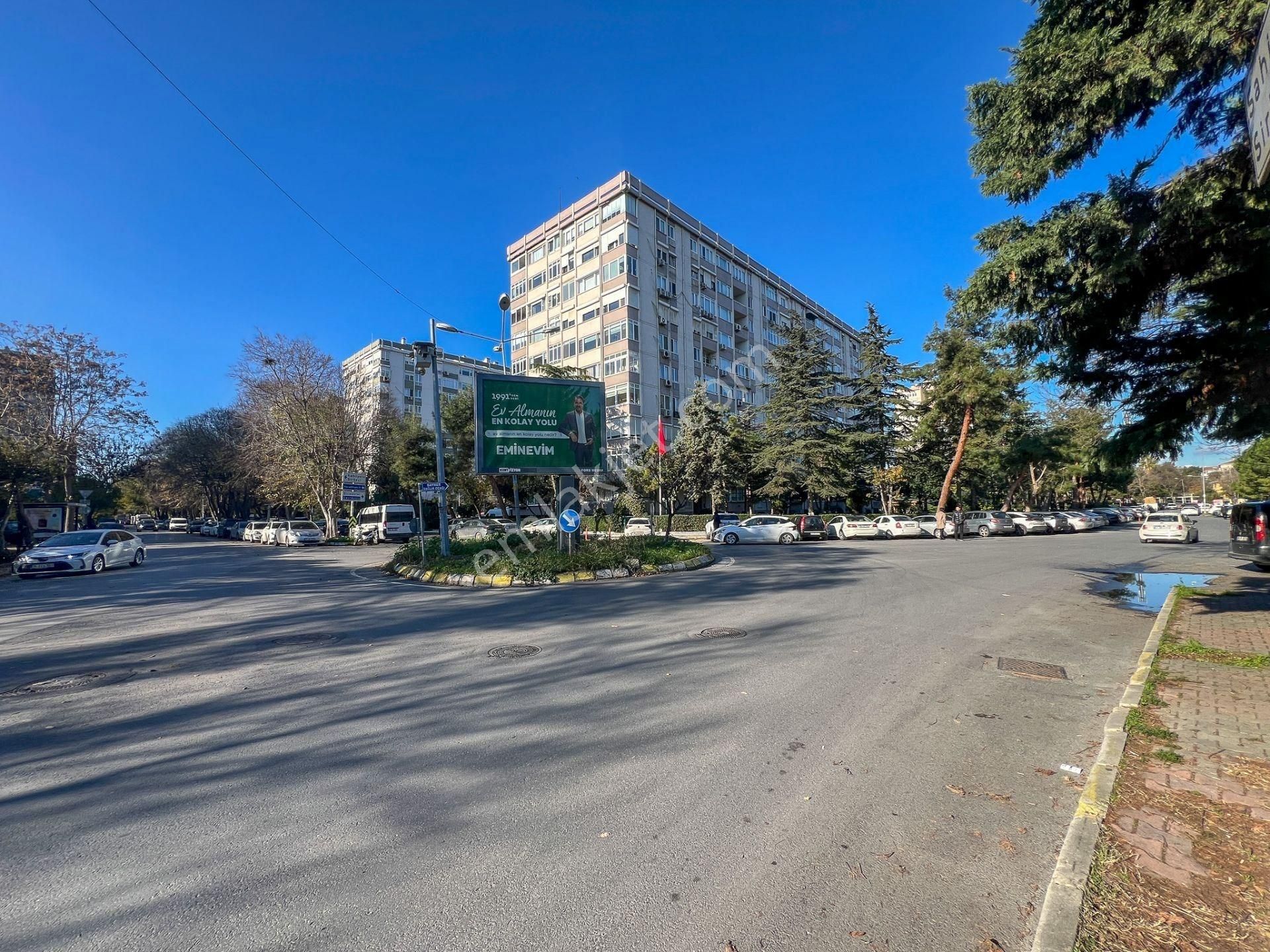 Ataköy 5.kısım Deniz Manzaralı Yenilenmiş E-2-blok 3+1 Satılık - Görsel 28