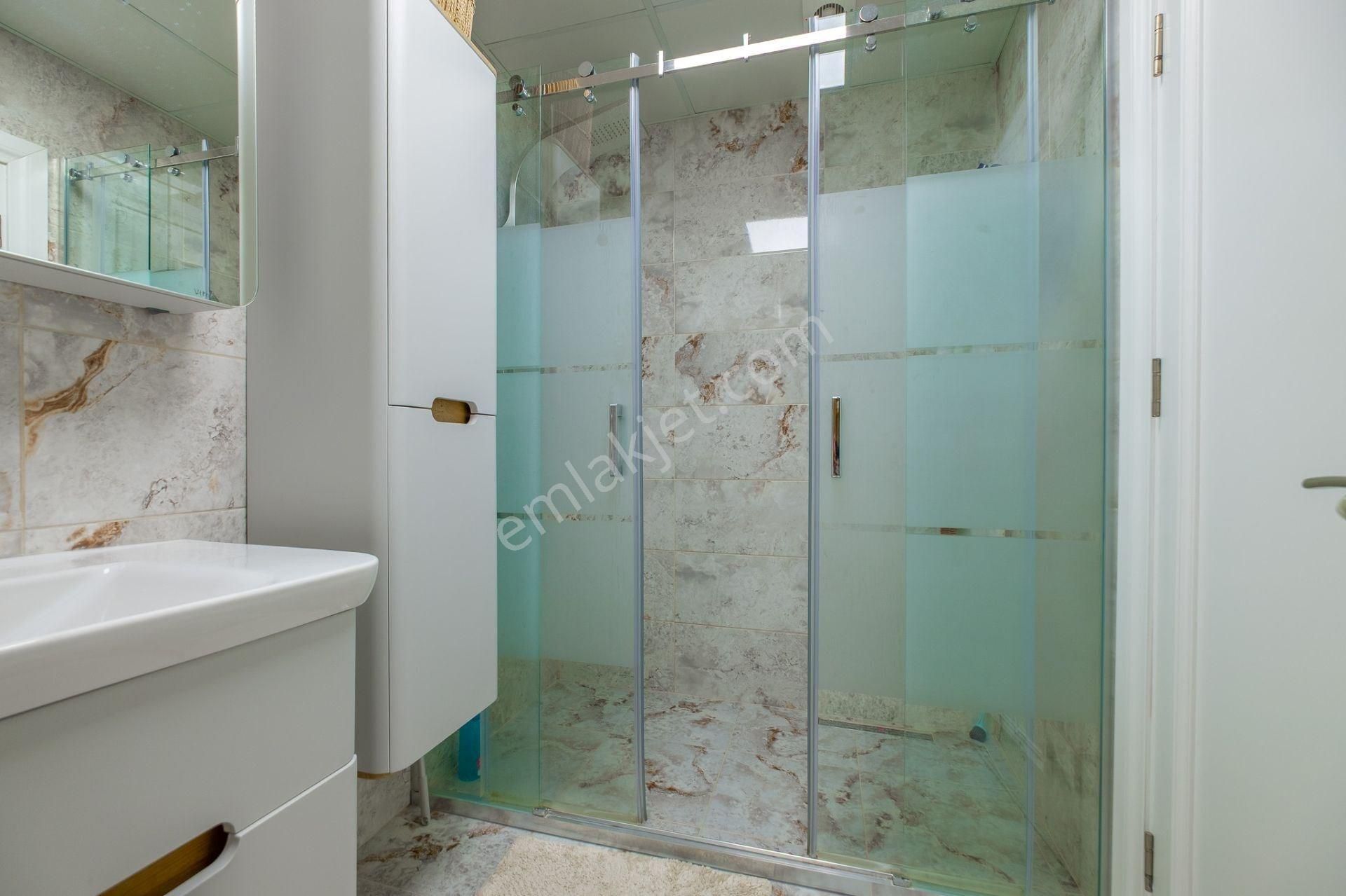 Ataköy 5.kısım Deniz Manzaralı Yenilenmiş E-2-blok 3+1 Satılık - Görsel 19