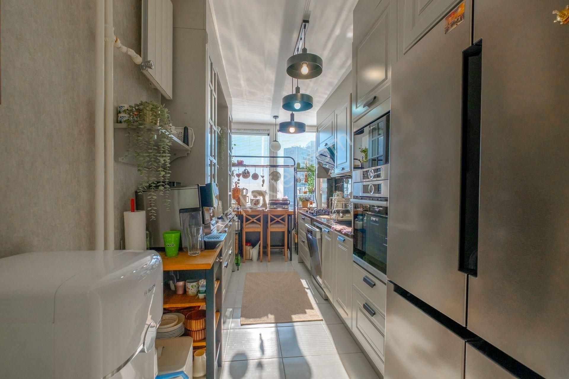 Ataköy 5.kısım Deniz Manzaralı Yenilenmiş E-2-blok 3+1 Satılık - Görsel 3