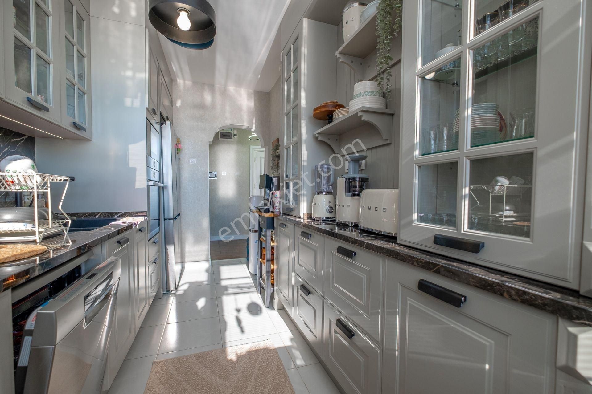 Ataköy 5.kısım Deniz Manzaralı Yenilenmiş E-2-blok 3+1 Satılık - Görsel 5