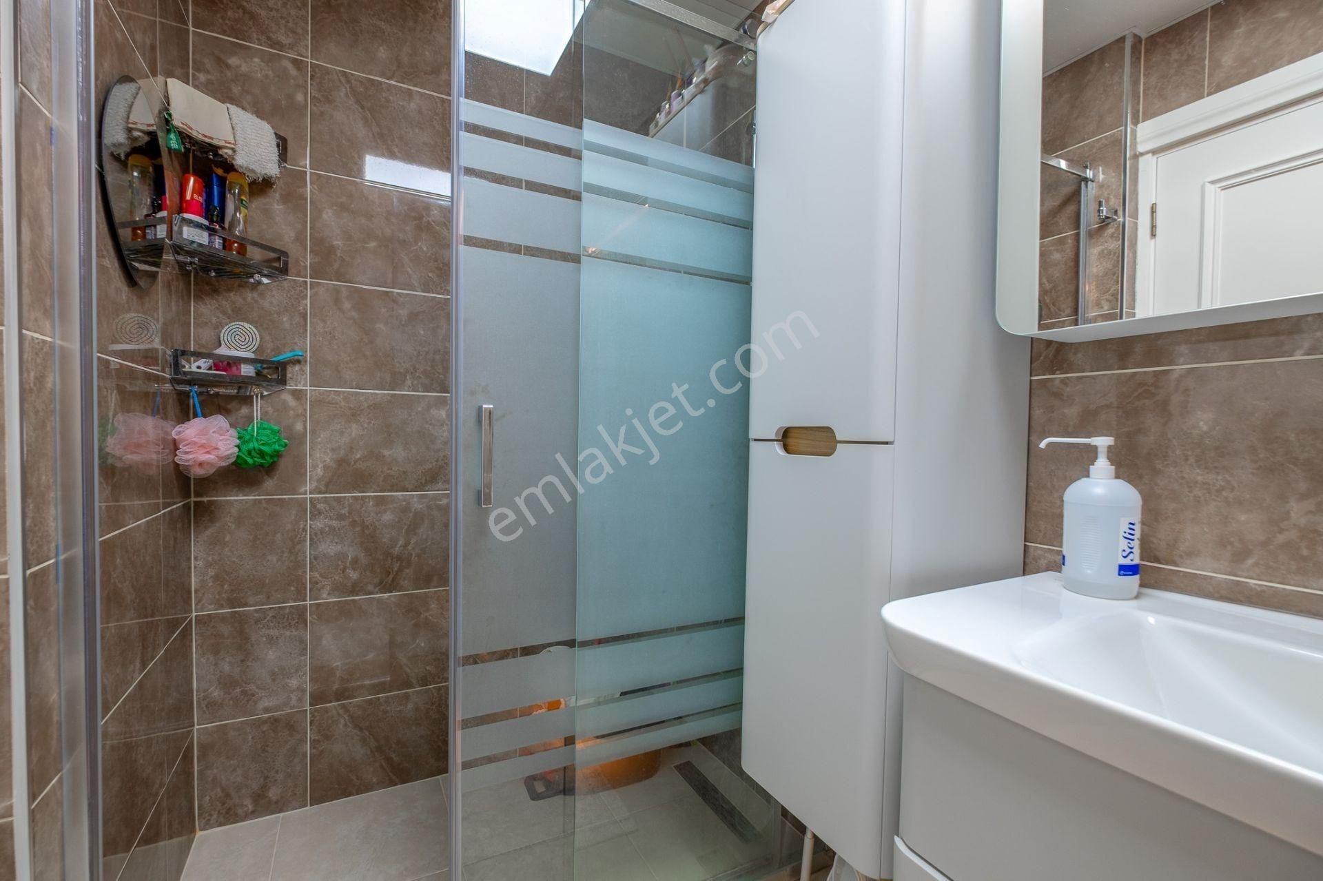 Ataköy 5.kısım Deniz Manzaralı Yenilenmiş E-2-blok 3+1 Satılık - Görsel 10