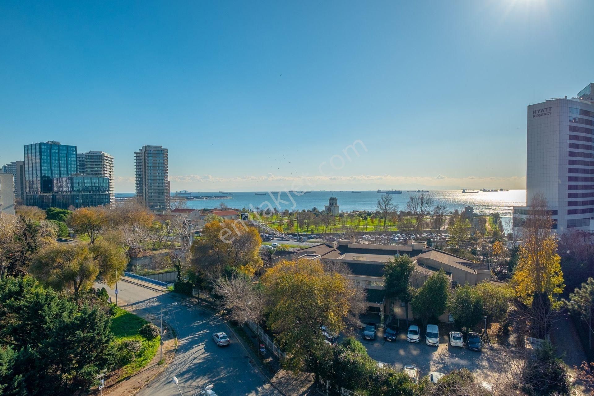 Ataköy 5.kısım Deniz Manzaralı Yenilenmiş E-2-blok 3+1 Satılık