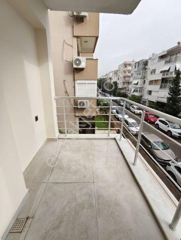 Karşıyaka Bostanlı Mahallesinde Full Tadilatlı 3+1 Satılık Daire - Görsel 22