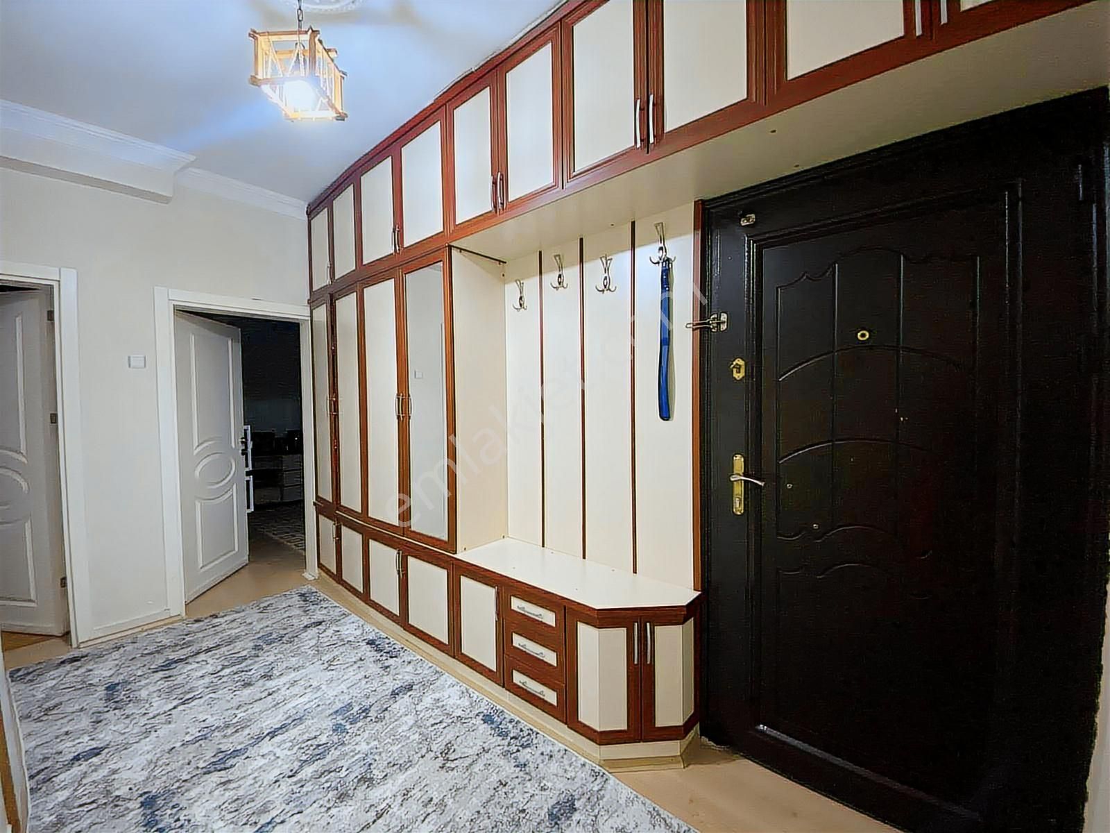 Selçuklu Hacıkaymak Mh. 2+1 Komple Yenilenmiş Arakat Daire! - Görsel 8