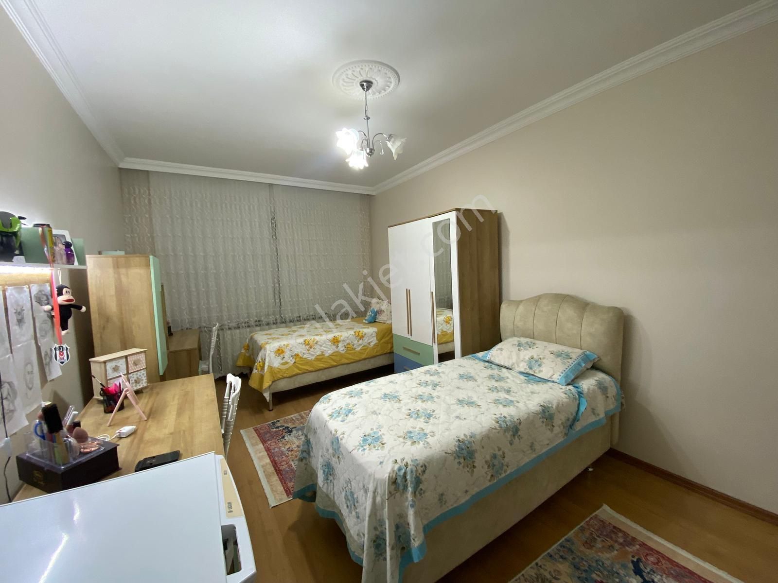 Selçuklu Hacıkaymak Mh. 2+1 Komple Yenilenmiş Arakat Daire! - Görsel 3