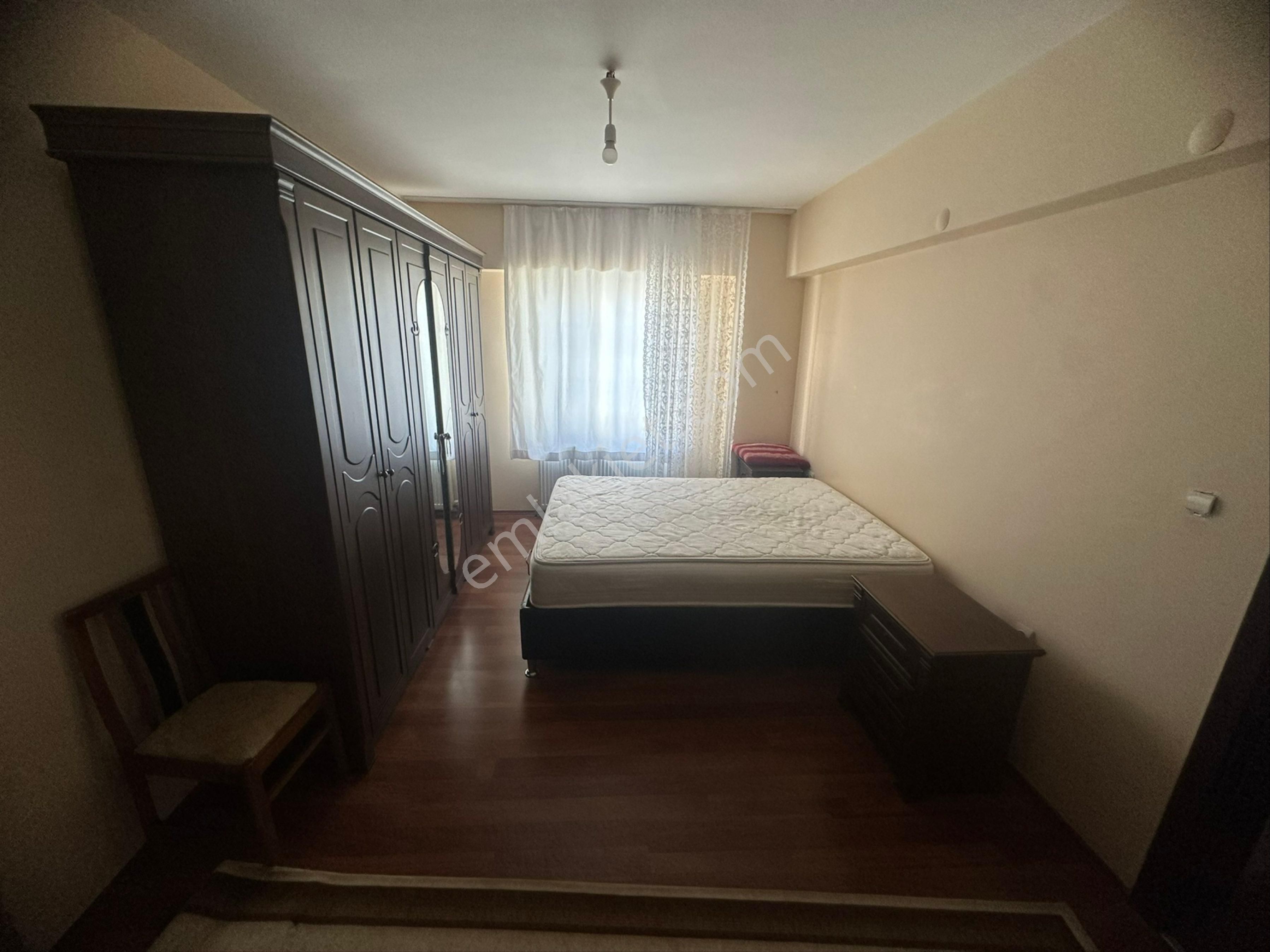 Sakarya Zümrüt Emlaktan Korucuk Mahallesinde 3+1 Eşyalı Sorunsuz Kiralık Daire - Görsel 14