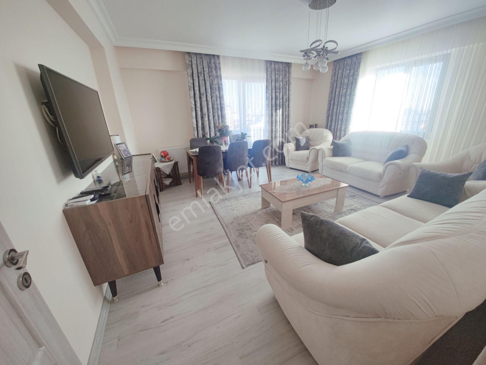 Çamçeşme Parkı İle Tepebaşı Camii Arası 3+1 Banyo Wc Ayri Daire - Görsel 3