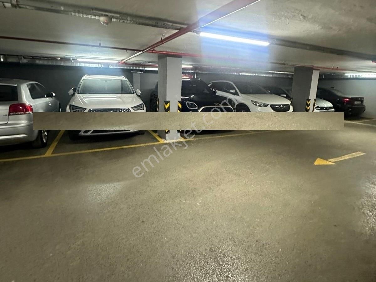 Utkudan Caddebostanda Bağdata Paralel Mimari Dekorlu Satılık 3+1 - Görsel 34