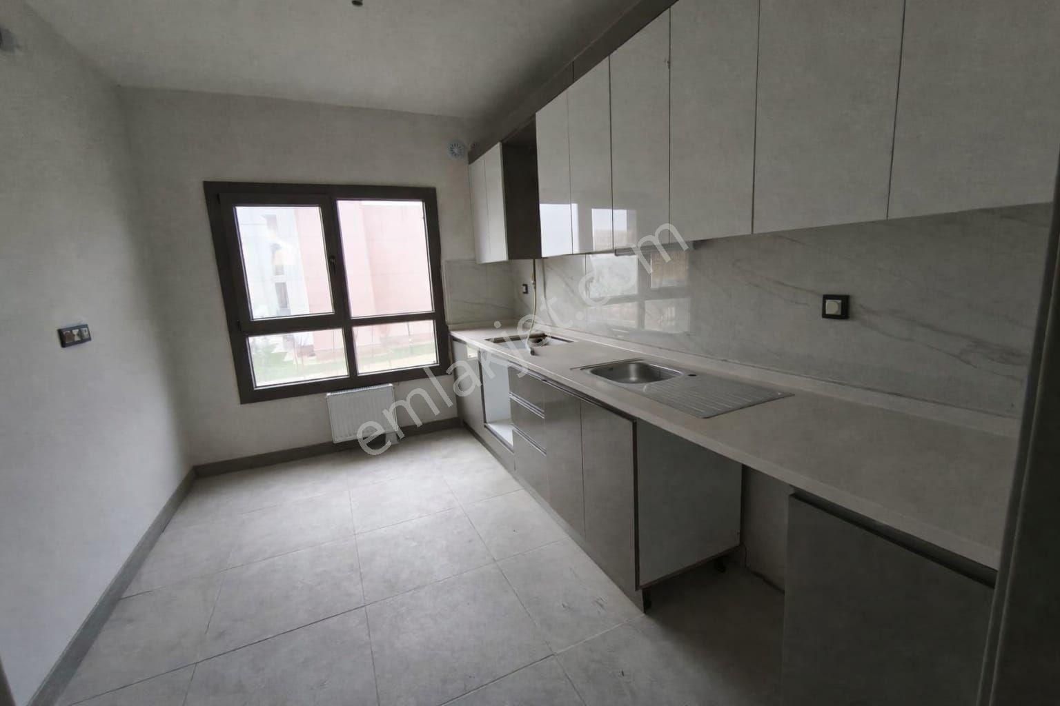 Makrolife Gayrimenkul'den Oğlaklı Tokilerde 3+1 Kiralık Daire