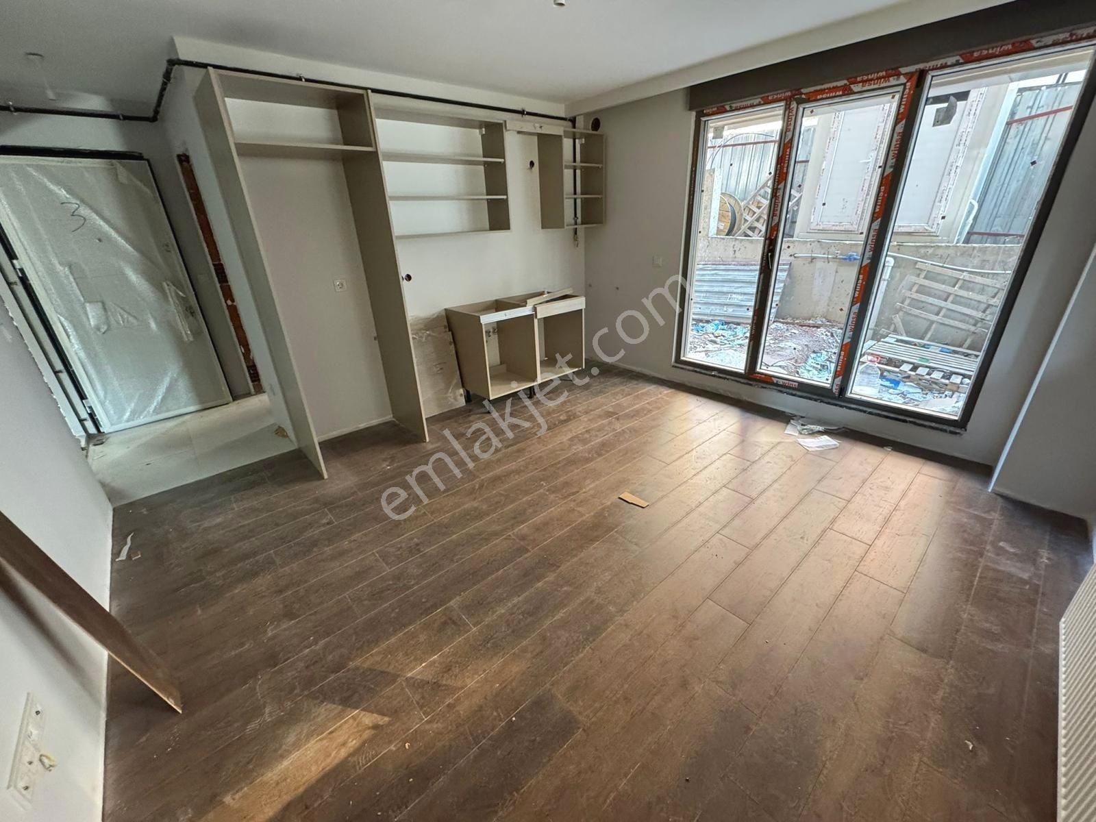 █ Konfor █ Küçükyalı Merkezde, Ön Cephe, Bahçeli, Sıfır 1+1 - Görsel 2