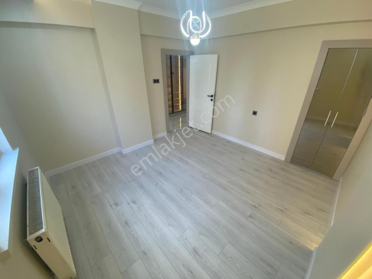 Sincan Mareşal Çakmak Mah 3+1 Lüks Yapı Bağımsız 3 Banyolu Daire - Görsel 13