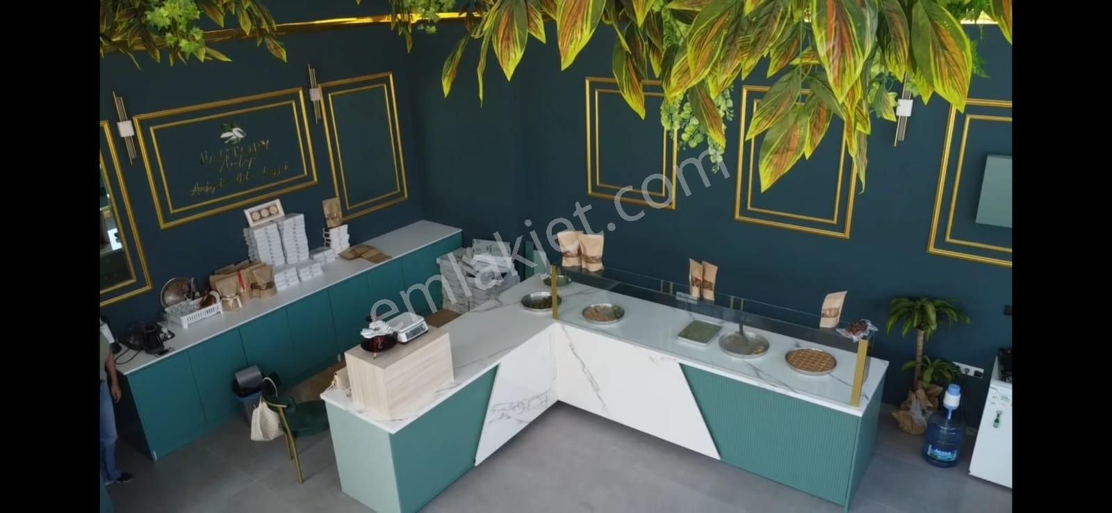 Manisa Yunusemre Güzelyurt Mah.105m2giriş+105m2bodrum+35m2bahçe - Görsel 3