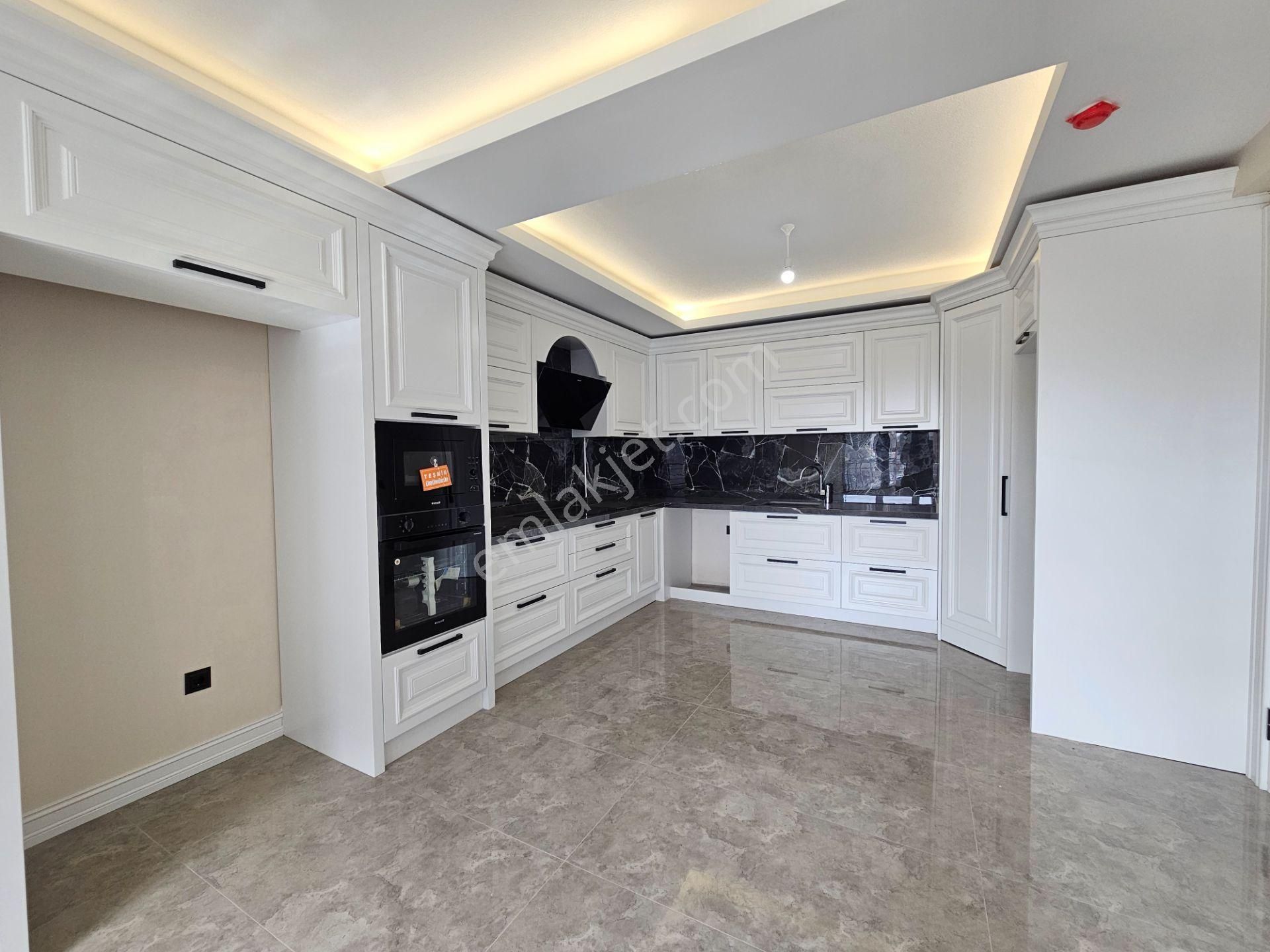 Meram Alavardı Mahallesinde Lüx 4+1 Site İçerisinde Kapalı Otoparklı Satılık Sıfır Daireler - Görsel 12