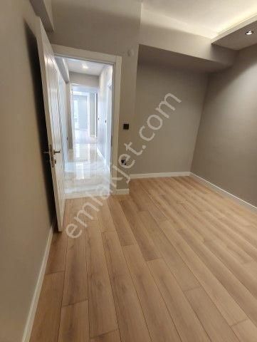 Karşıyaka Girne Bulvarında Full Tadilatlı 3+1 Satılık Daire - Görsel 20