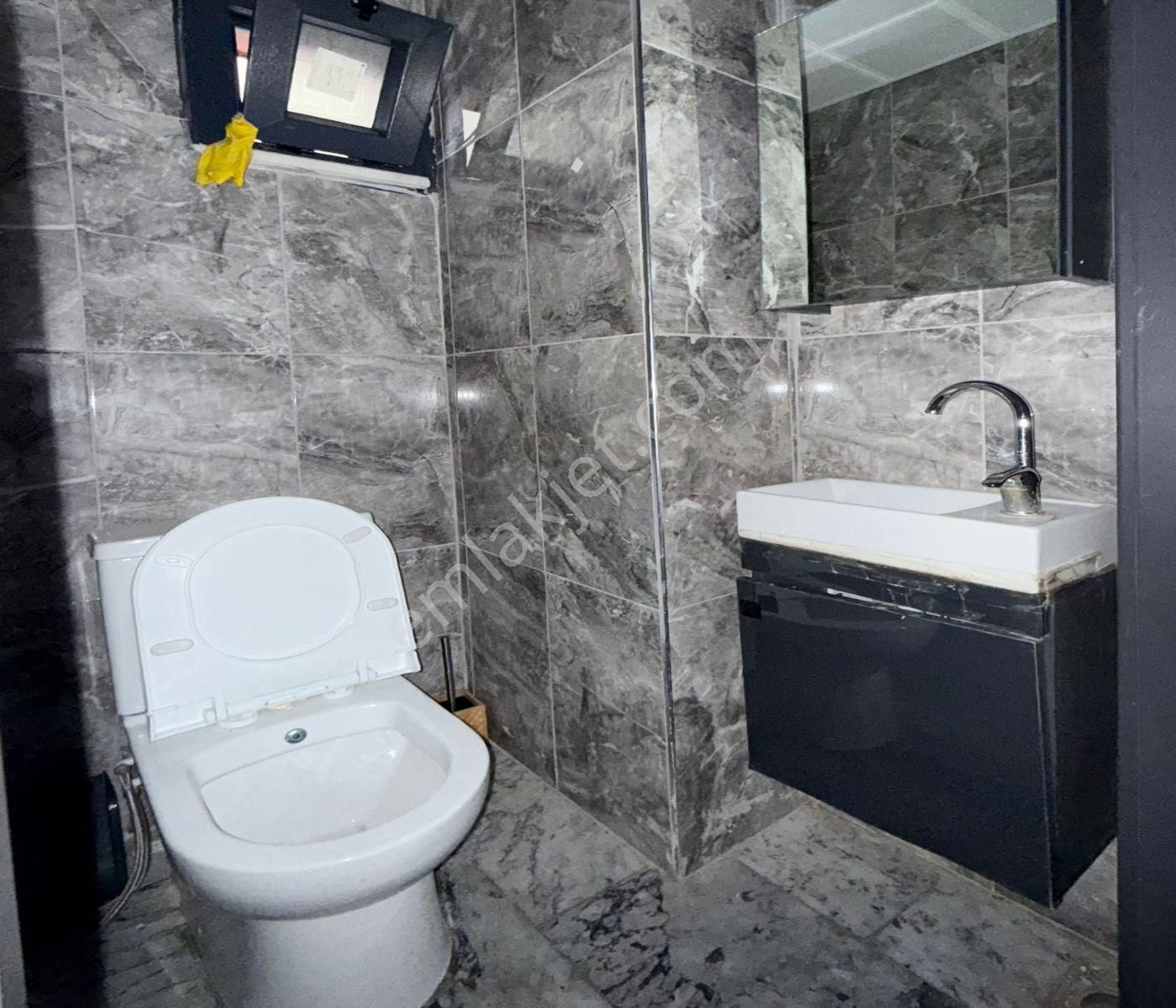 Beylikdüzü Merkezi Lokasyon'da Kiralık Dükkan/mağaza - Görsel 4