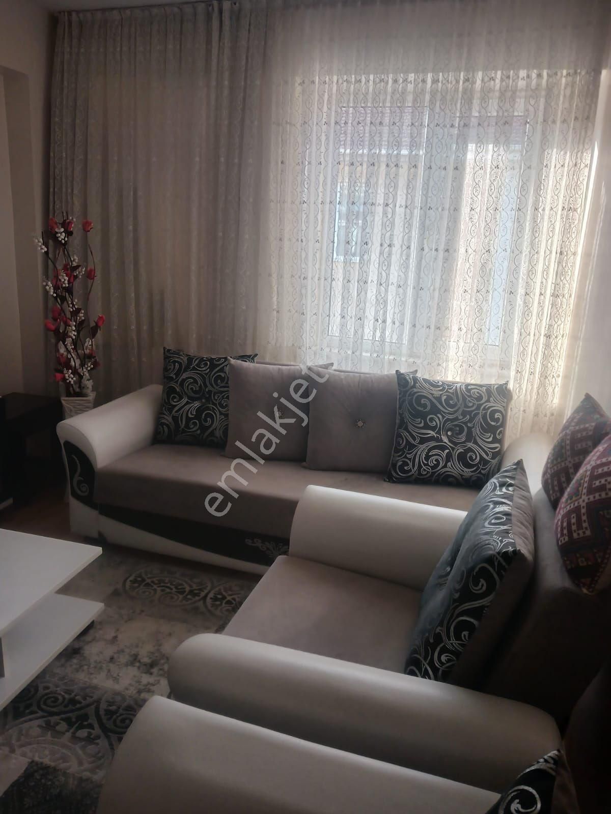 Gaffar Okan Caddesine Yakın 2+ 1 Satılık Daire