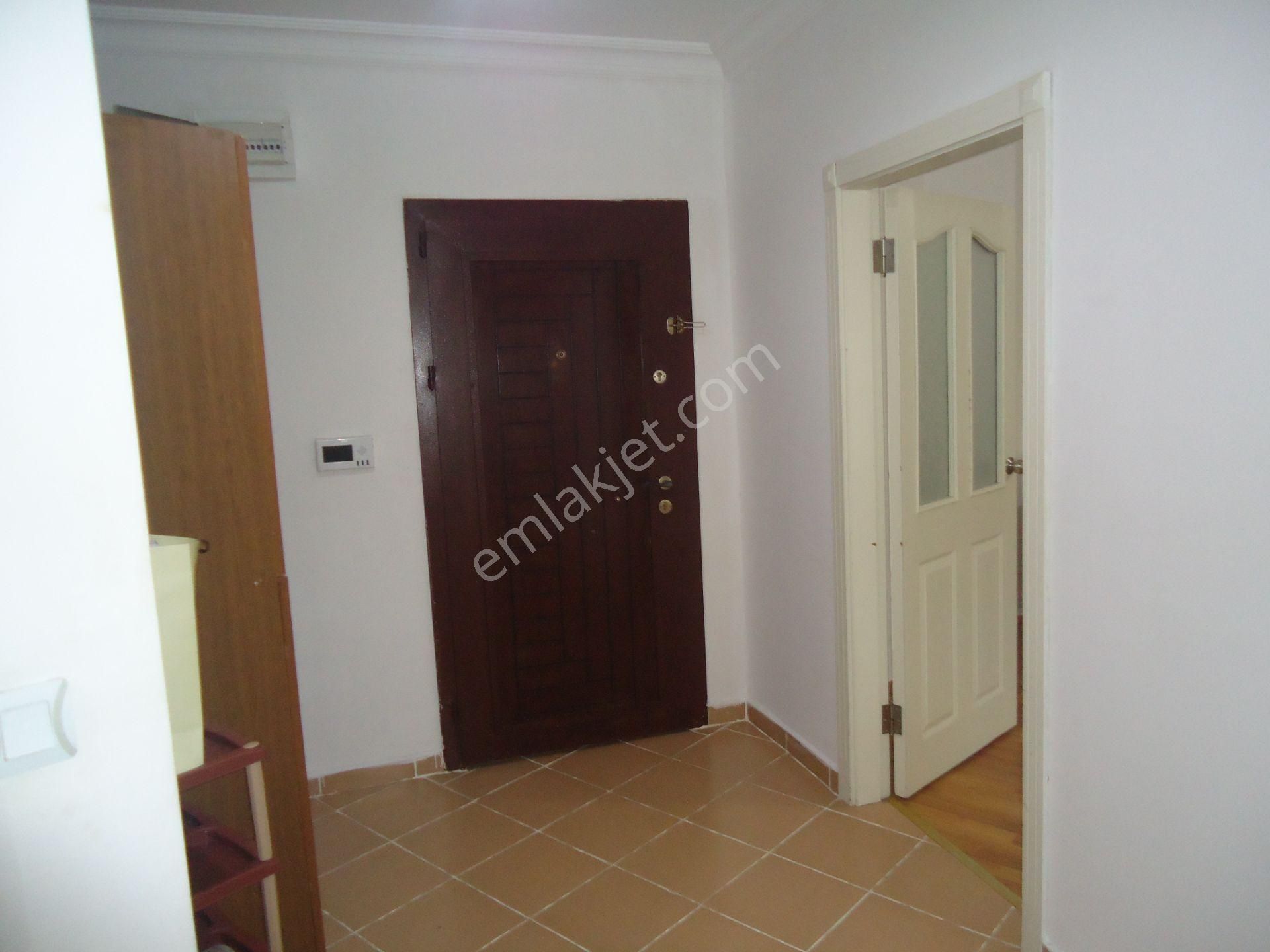 Krc'den Askeriye Yakın Merkezi Konumda Eşyalı Kiralık 2+1 Daire - Görsel 6