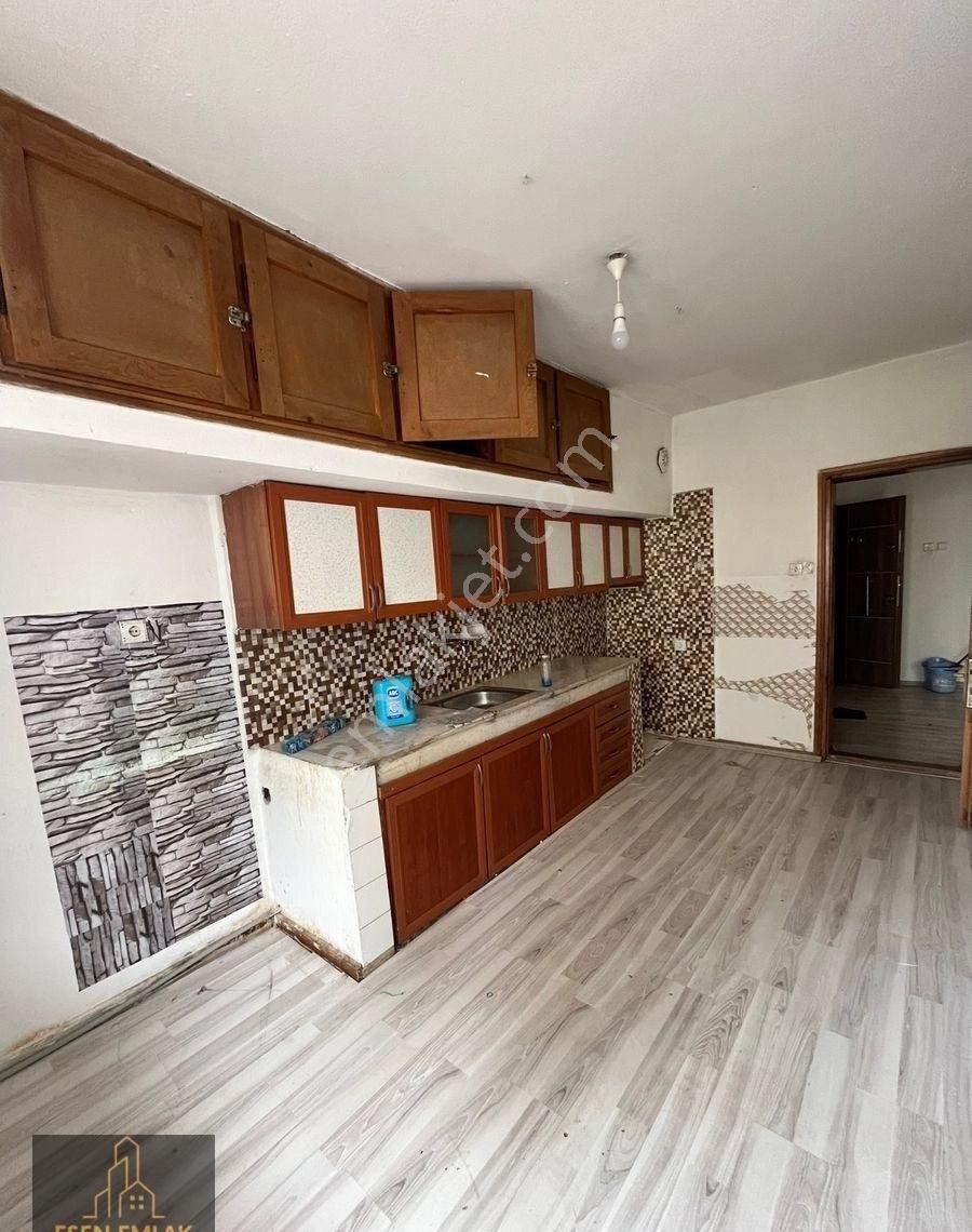 Antalya Elmalı İlçesinde Çarşı Merkezde 2+1 Sobalı Kiralık Daire - Görsel 5