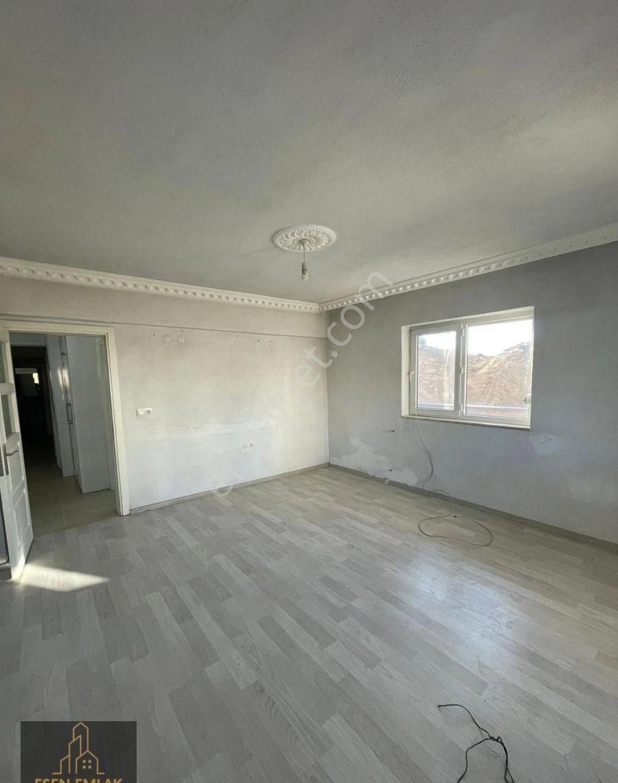 Antalya Elmalı İlçesinde Hastane Ve Otogar Yakınında 3+1 Sobalı Daire Kiralıktır - Görsel 6