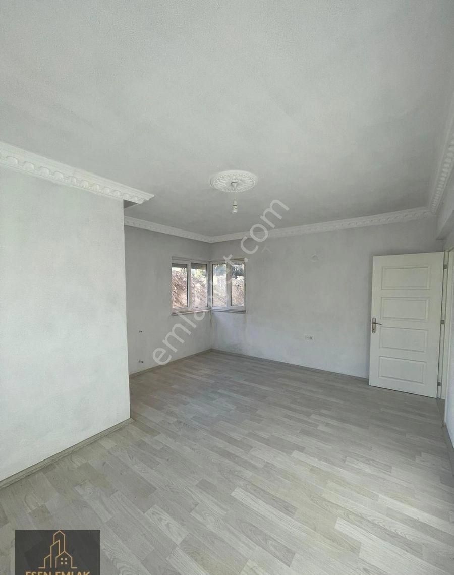 Antalya Elmalı İlçesinde Hastane Ve Otogar Yakınında 3+1 Sobalı Daire Kiralıktır - Görsel 18