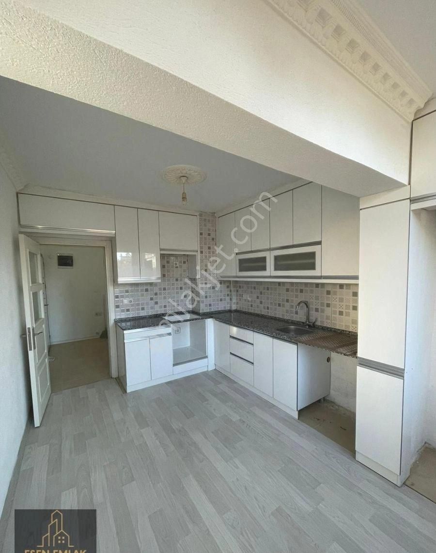 Antalya Elmalı İlçesinde Hastane Ve Otogar Yakınında 3+1 Sobalı Daire Kiralıktır - Görsel 24